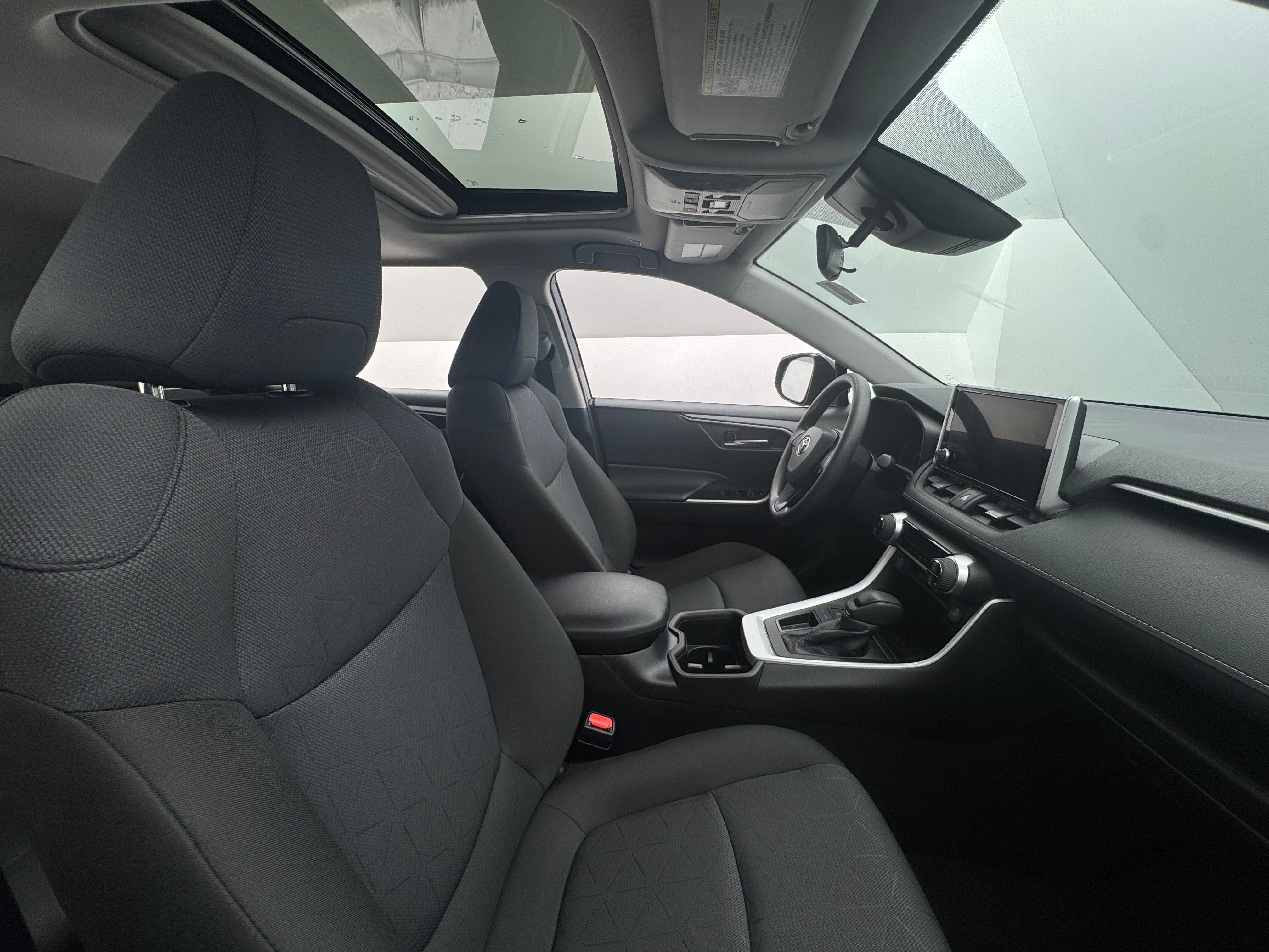 2024 Toyota RAV4 XLE 2