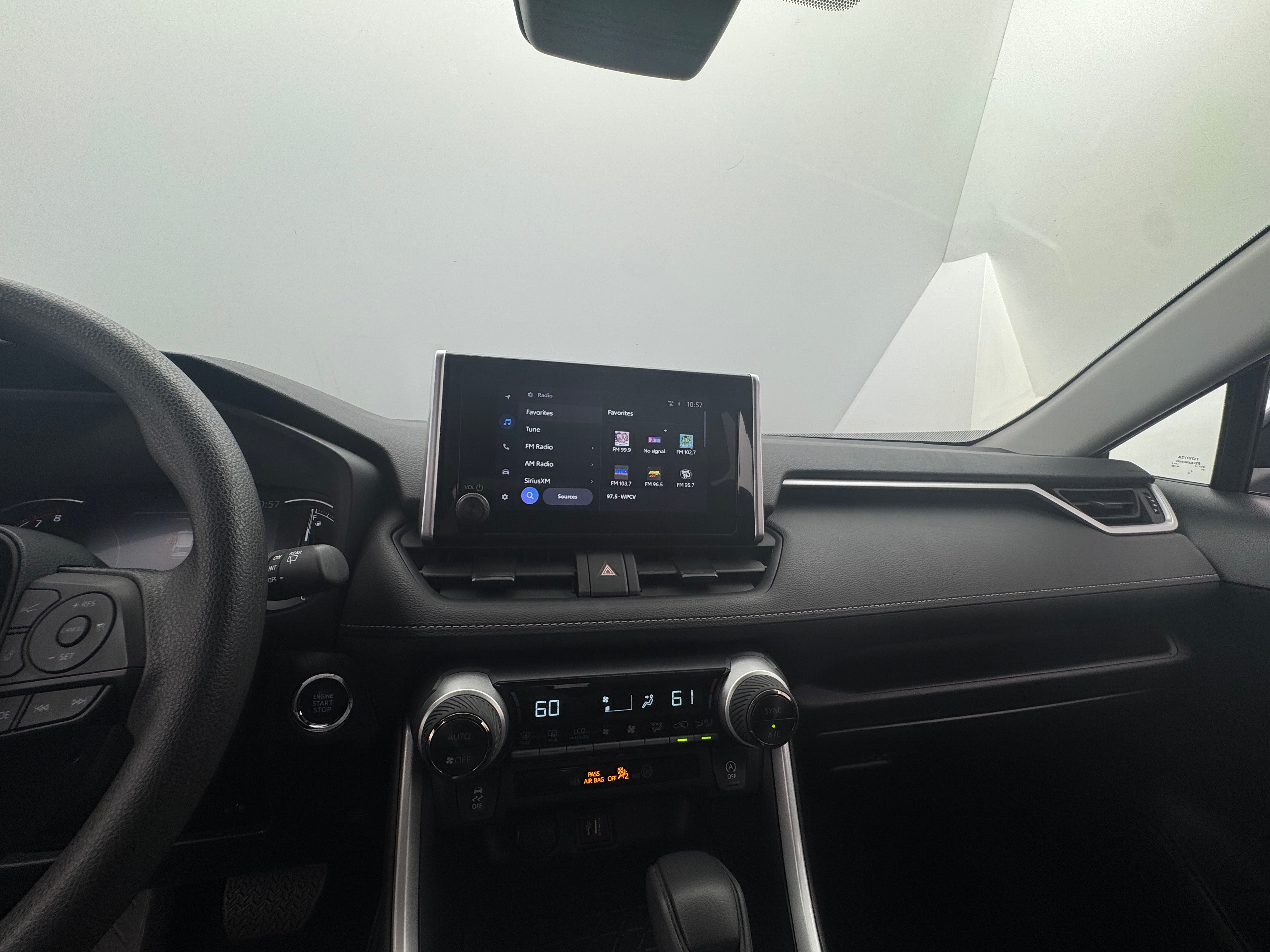 2024 Toyota RAV4 XLE 4