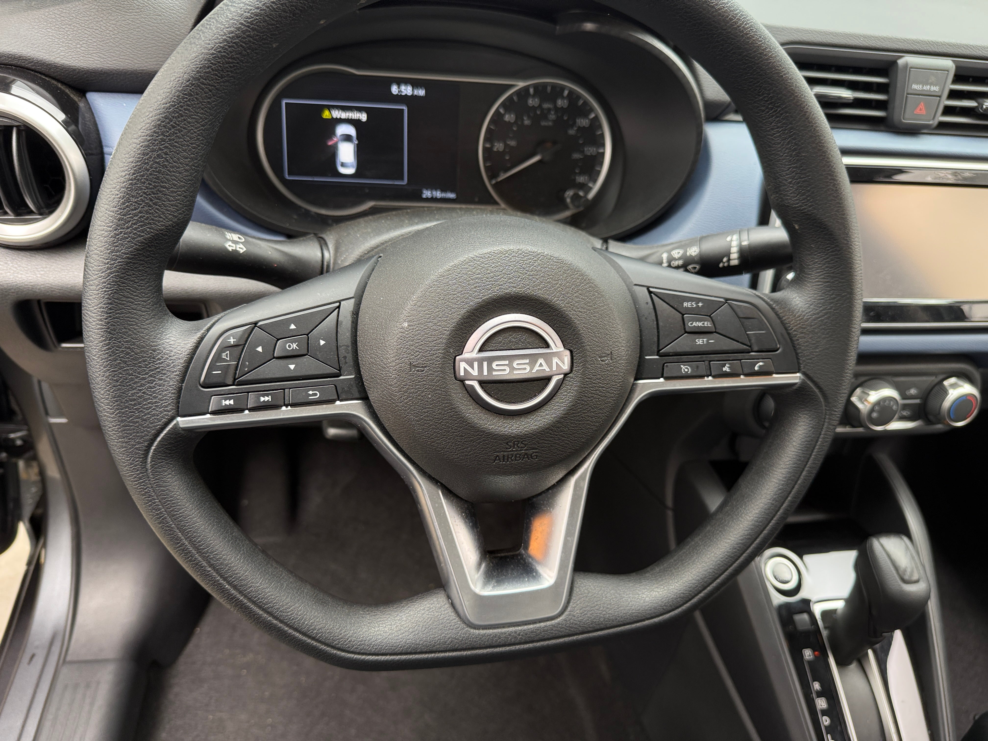 2025 Nissan Versa SV 5