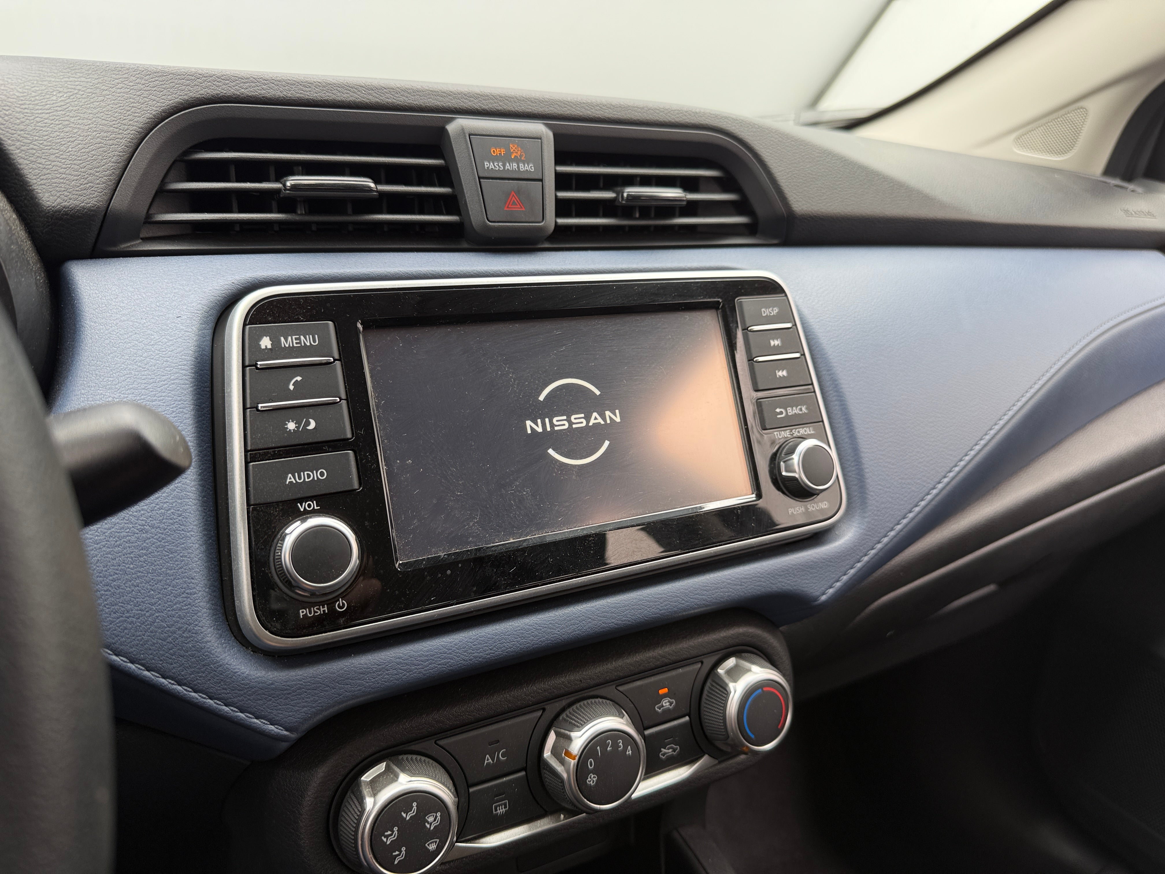 2025 Nissan Versa SV 4