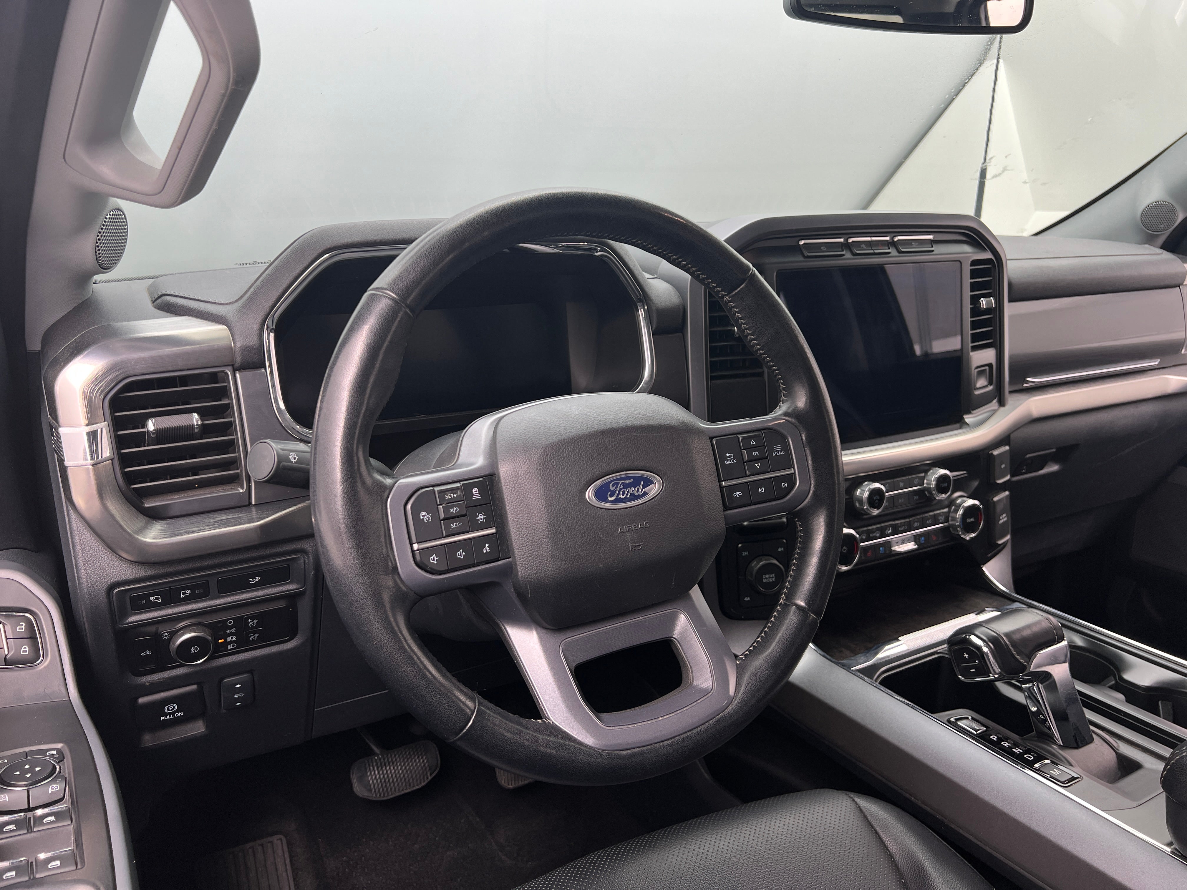 2023 Ford Econoline E-150 4