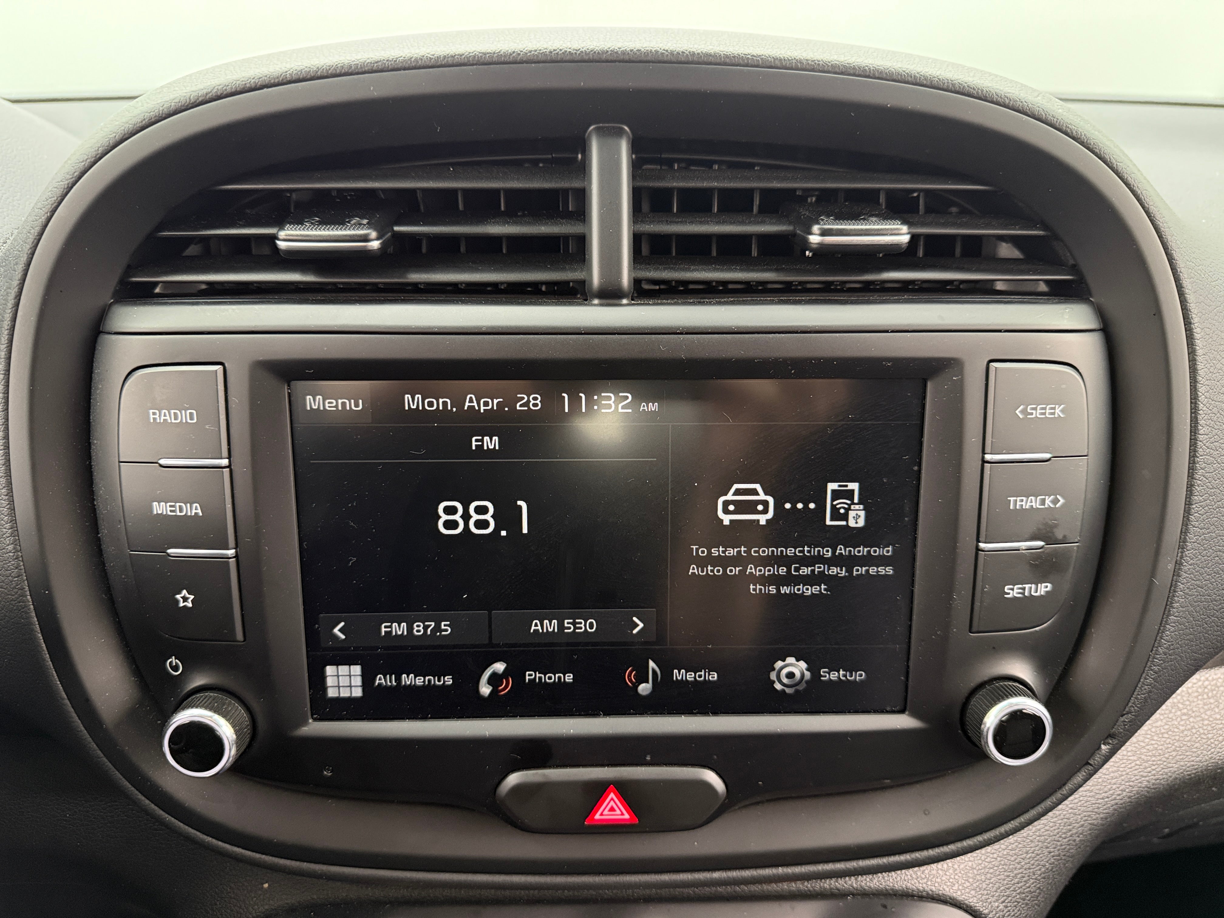 2024 Kia Soul LX 4