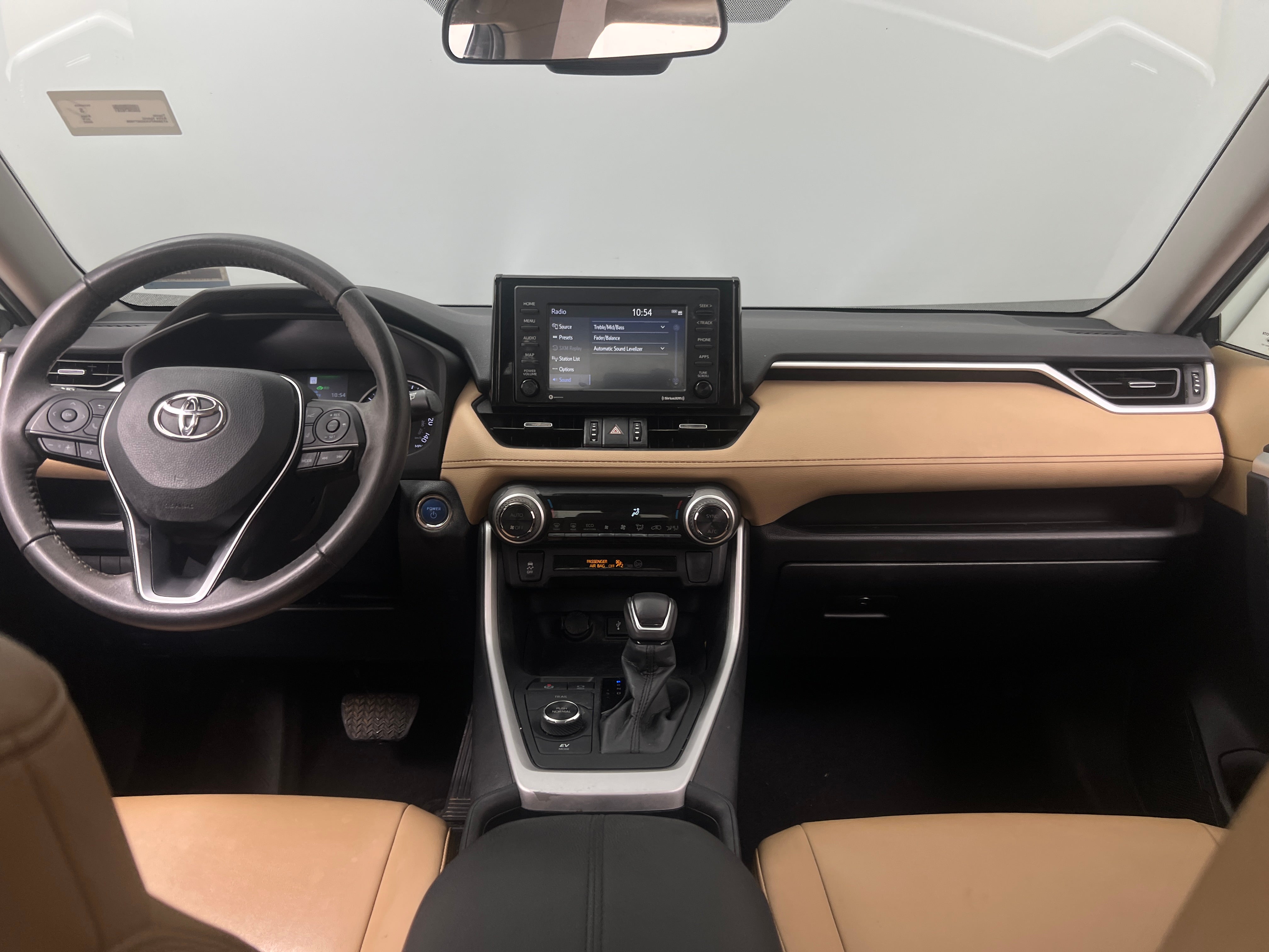 2022 Toyota RAV4 XLE Premium 2