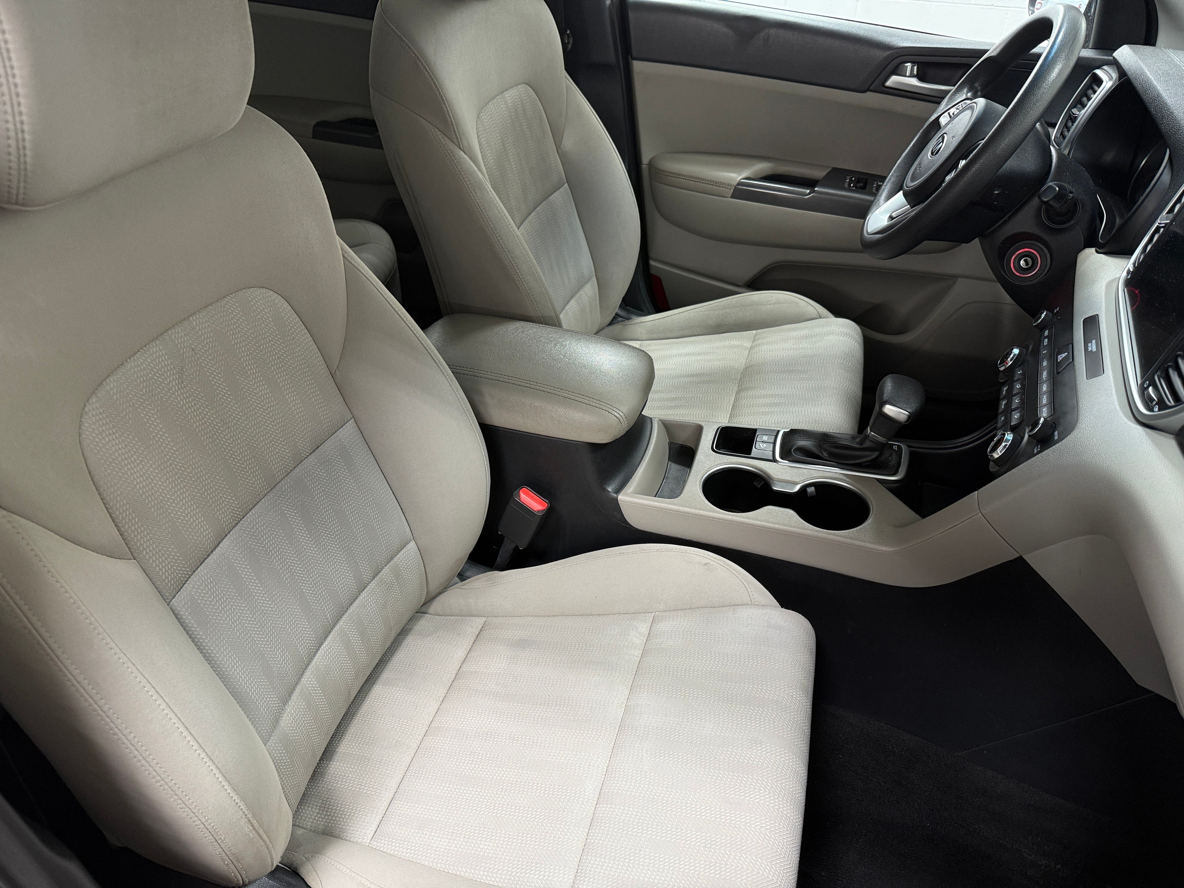 2021 Kia Sportage LX 2