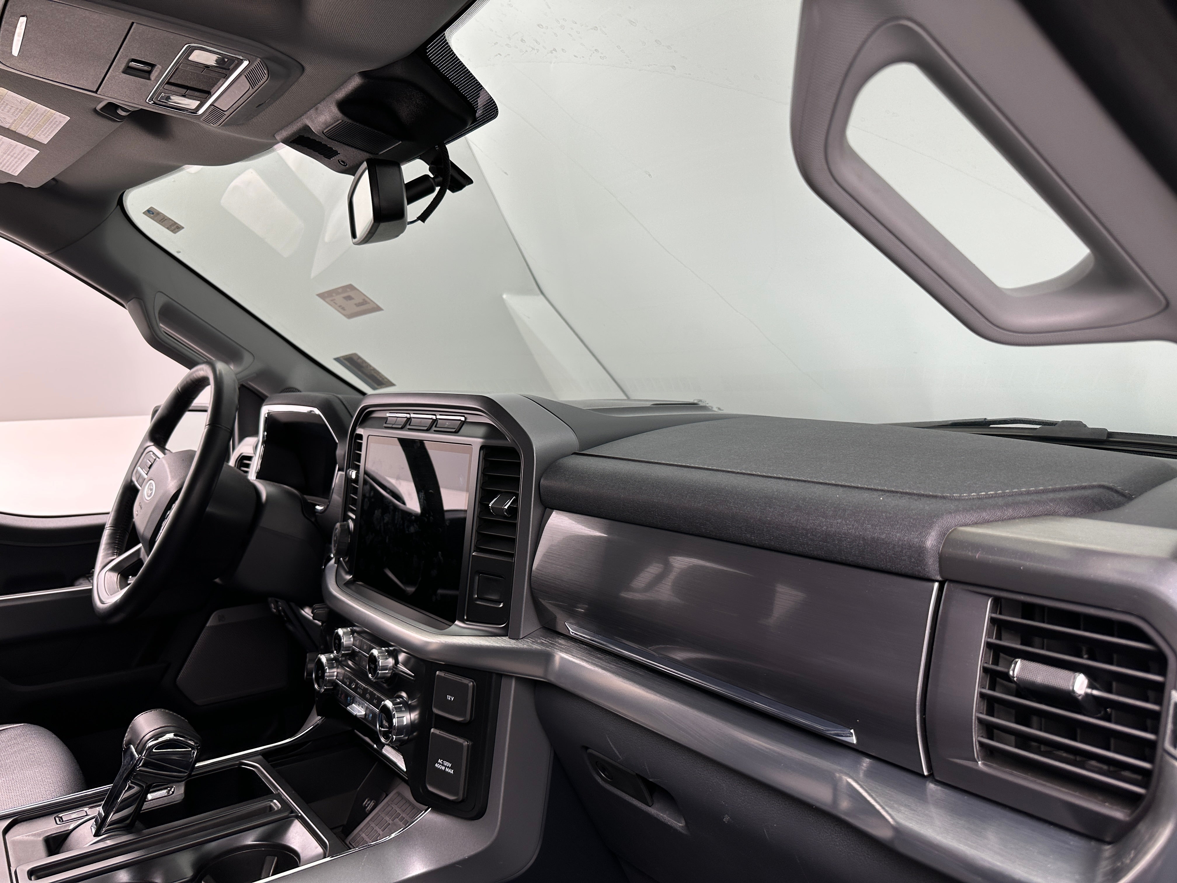 2022 Ford Econoline E-150 2