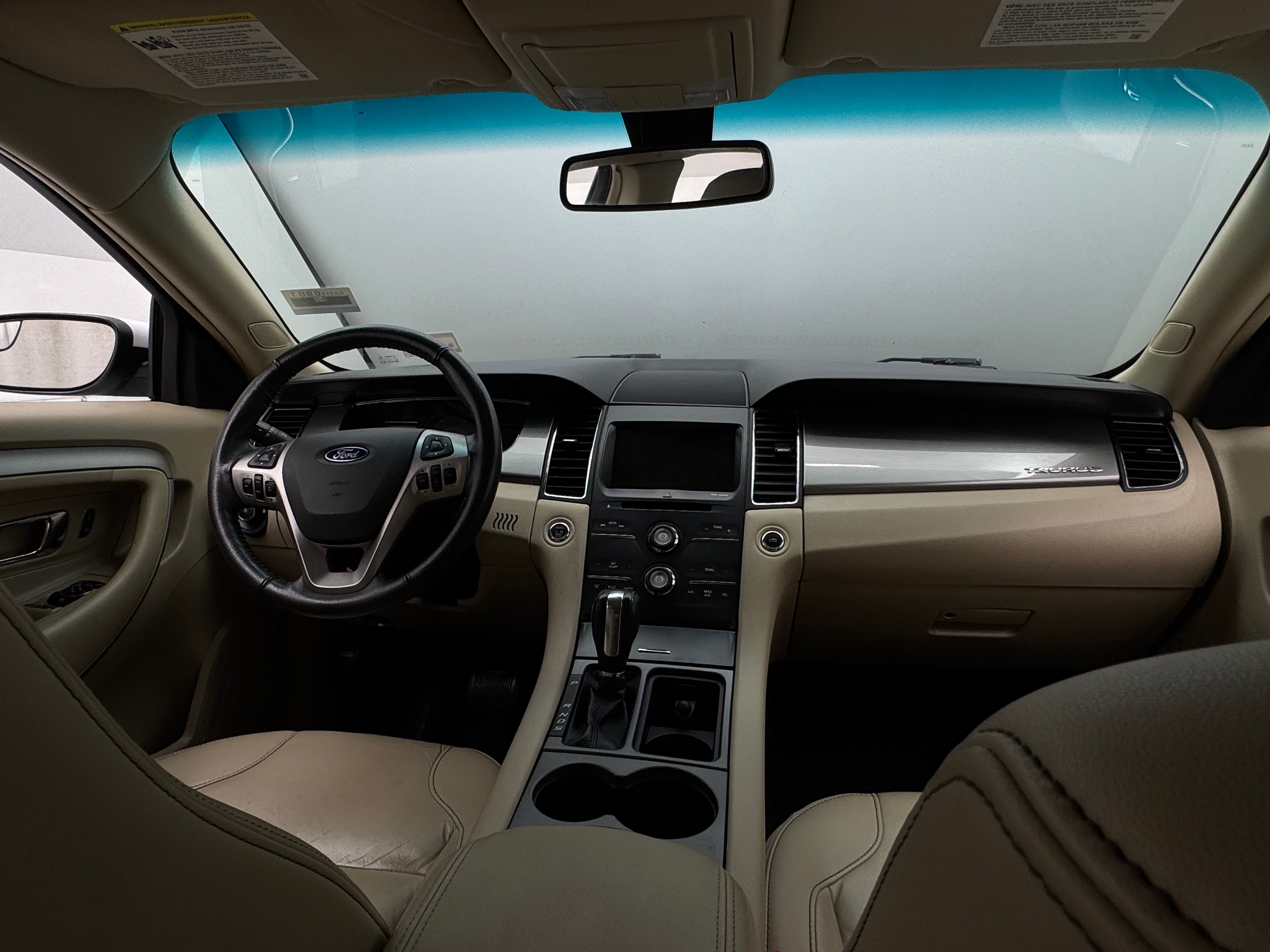 2018 Ford Taurus SEL 2