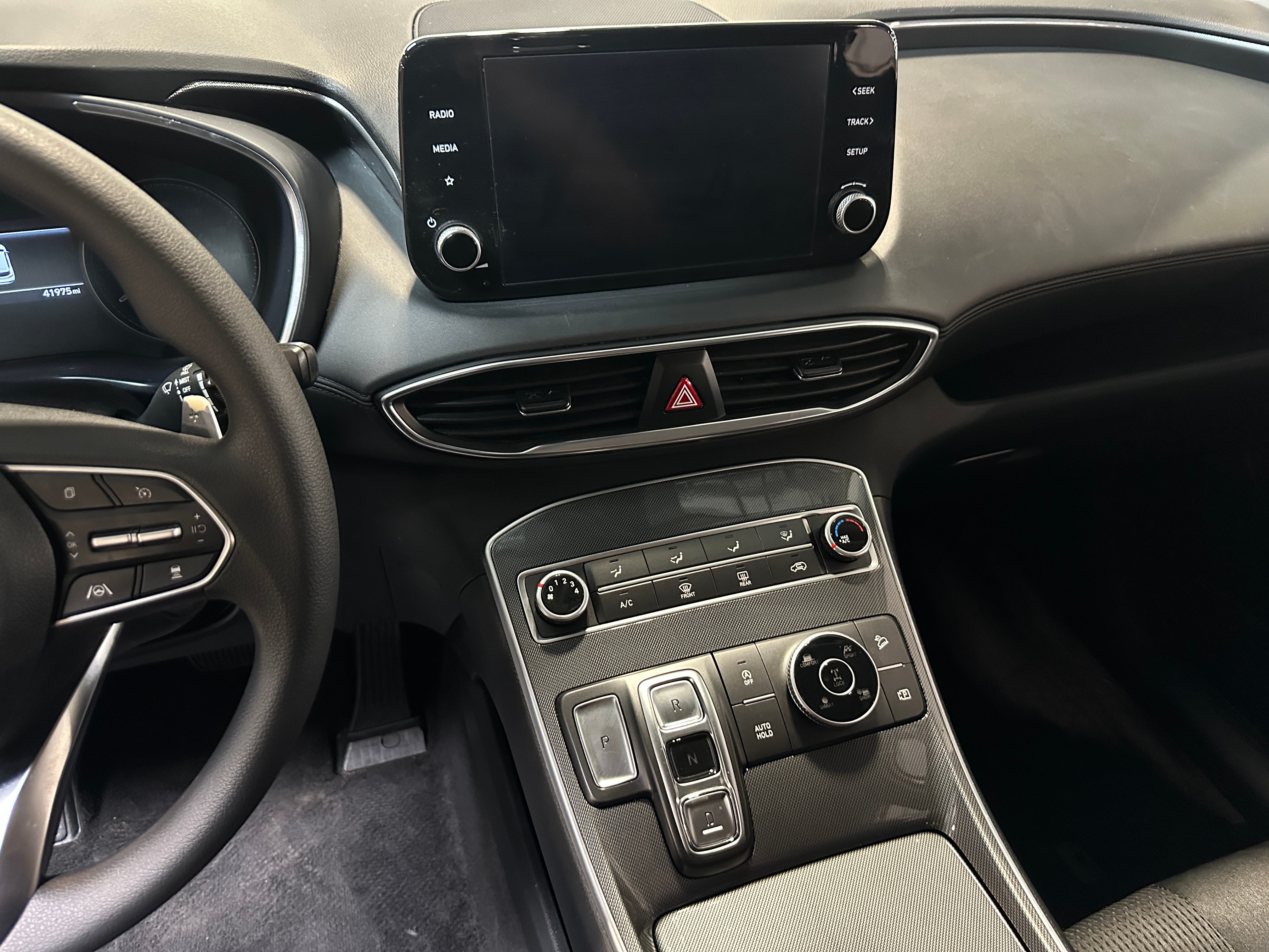 2022 Hyundai Santa Fe SE 4