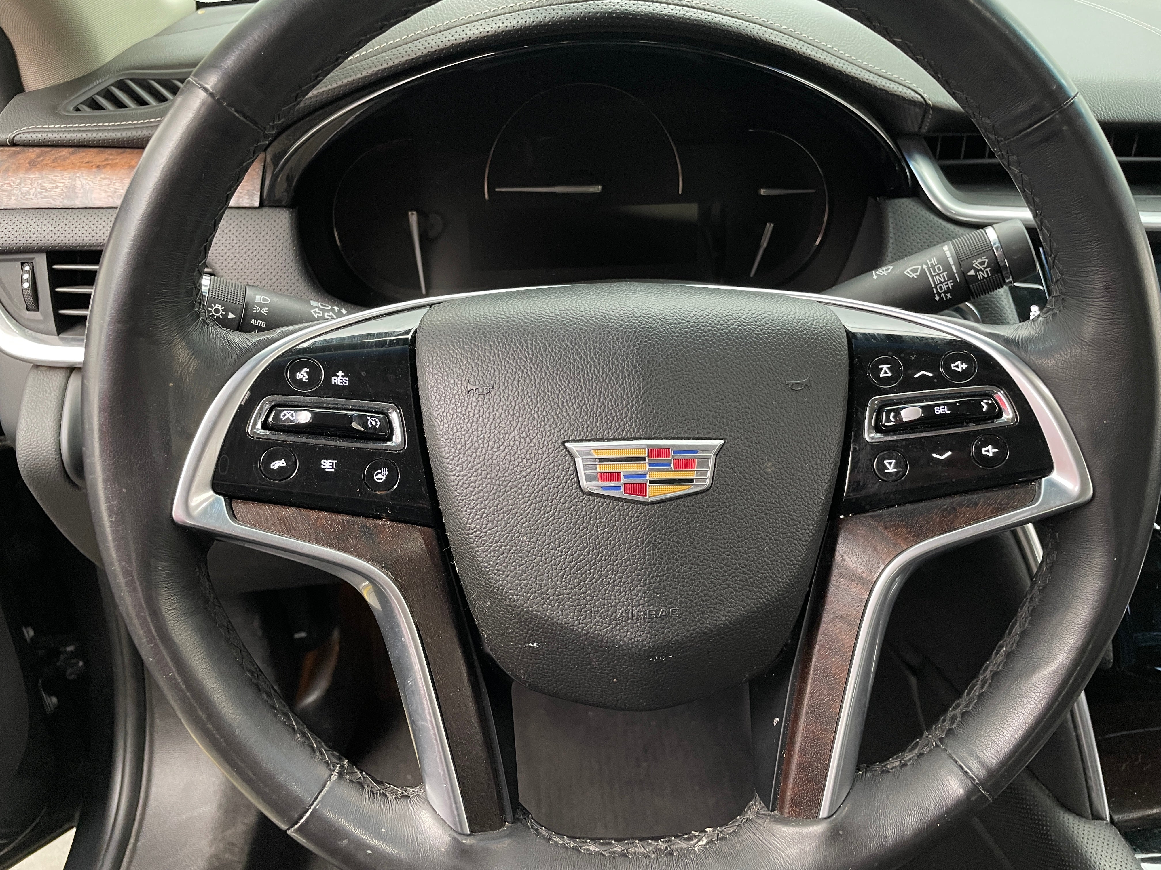 2019 Cadillac XTS Luxury 4