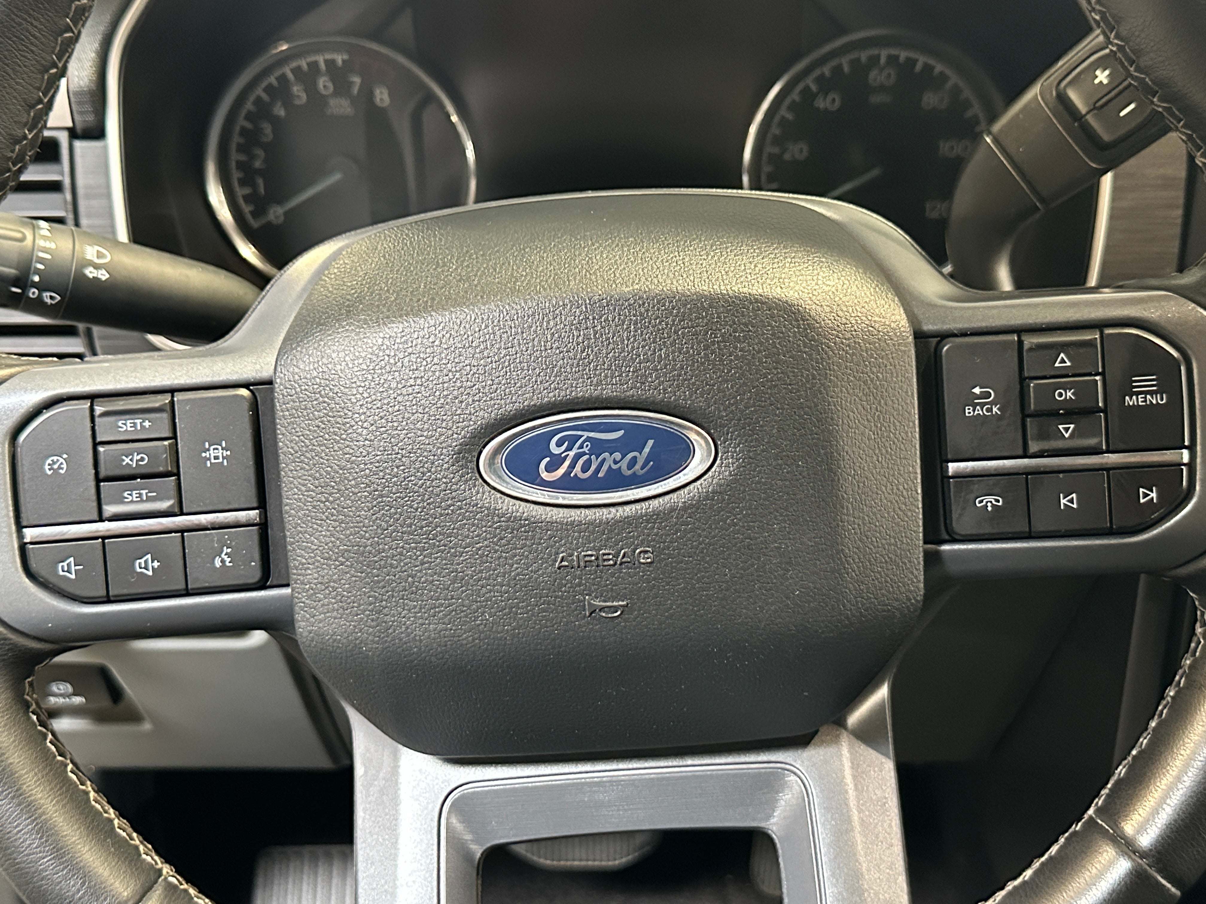 2023 Ford Econoline E-150 5