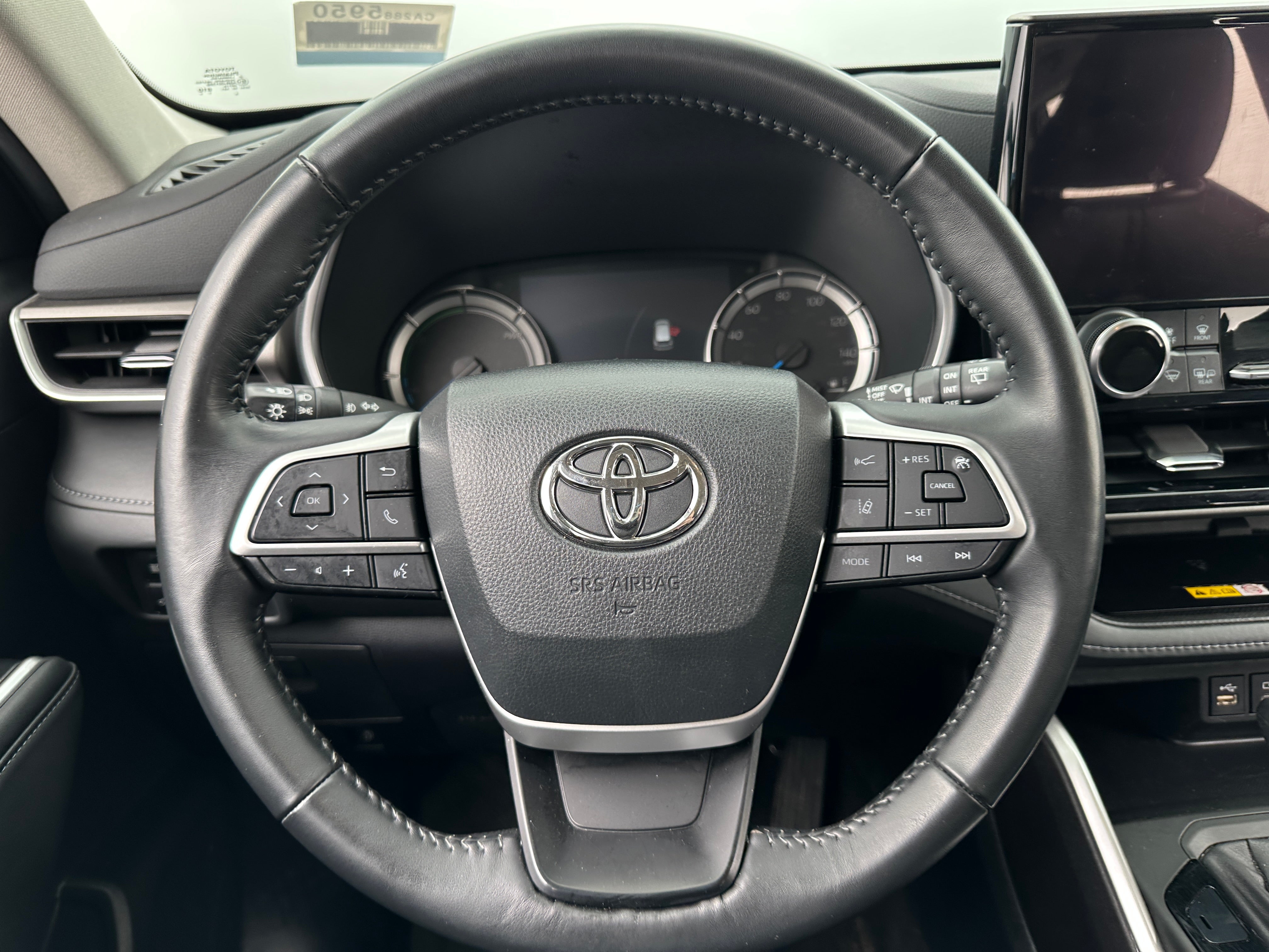 2023 Toyota Highlander XLE 4