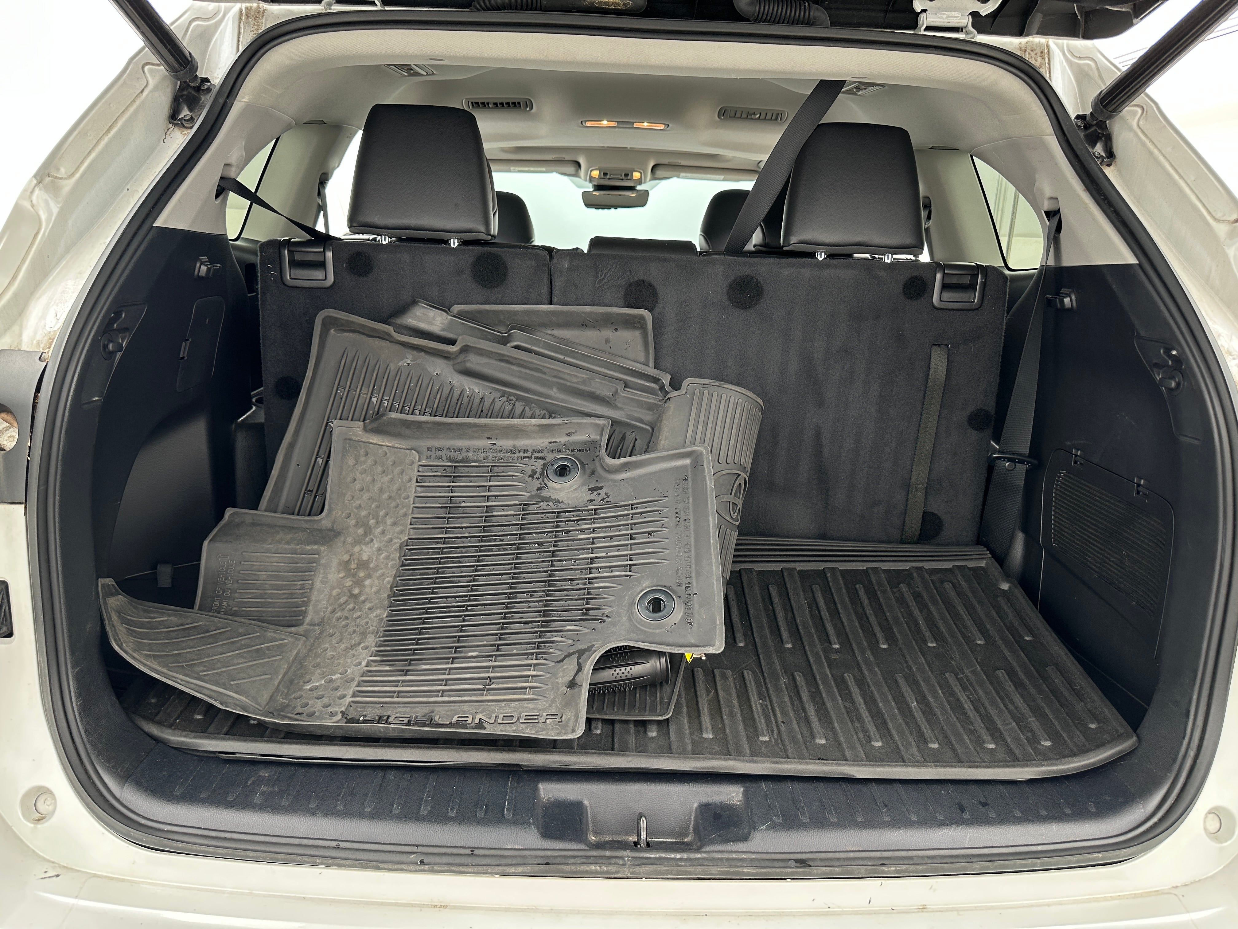 2023 Toyota Highlander XLE 6