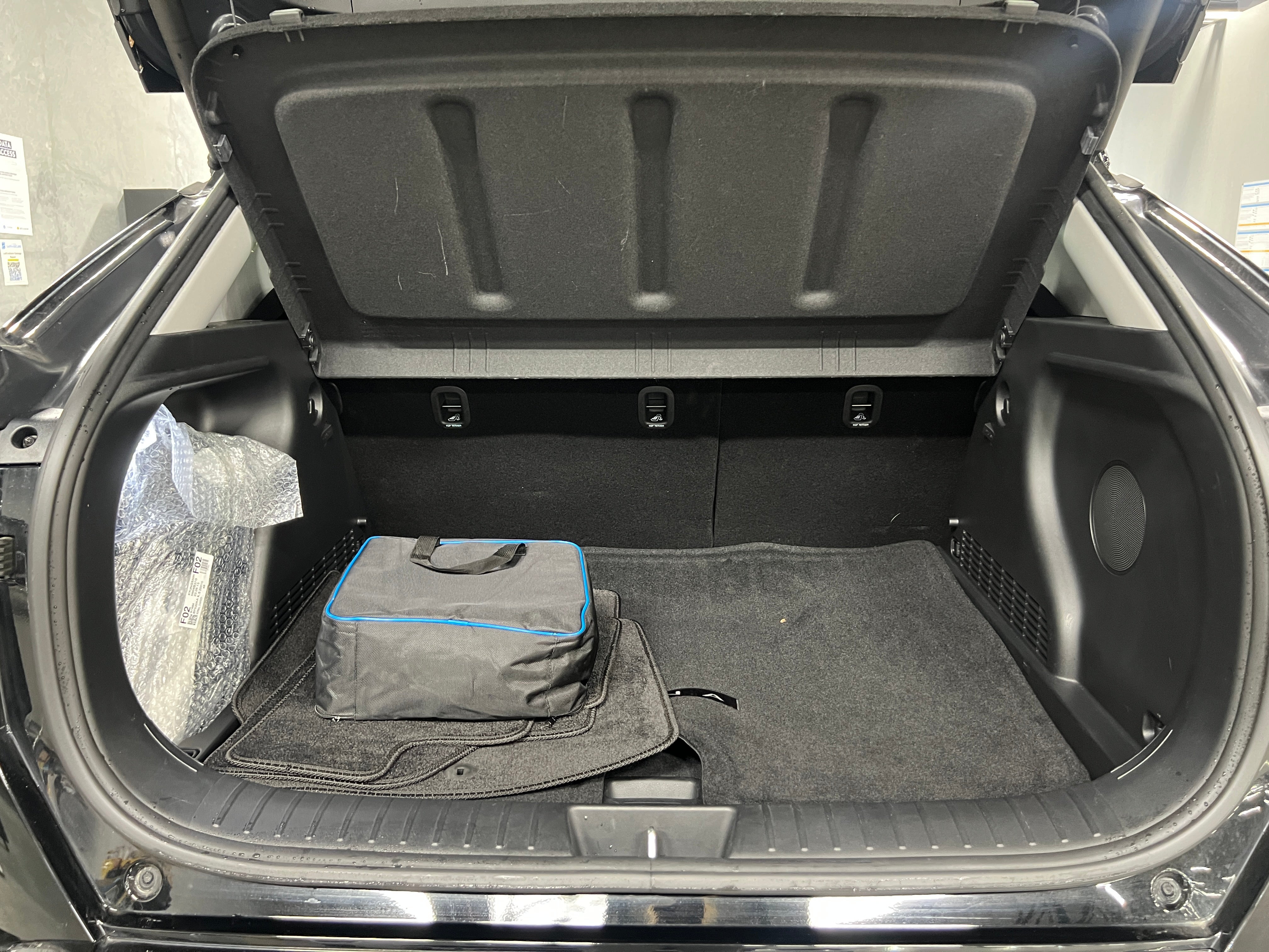 2024 Hyundai Kona Limited 6