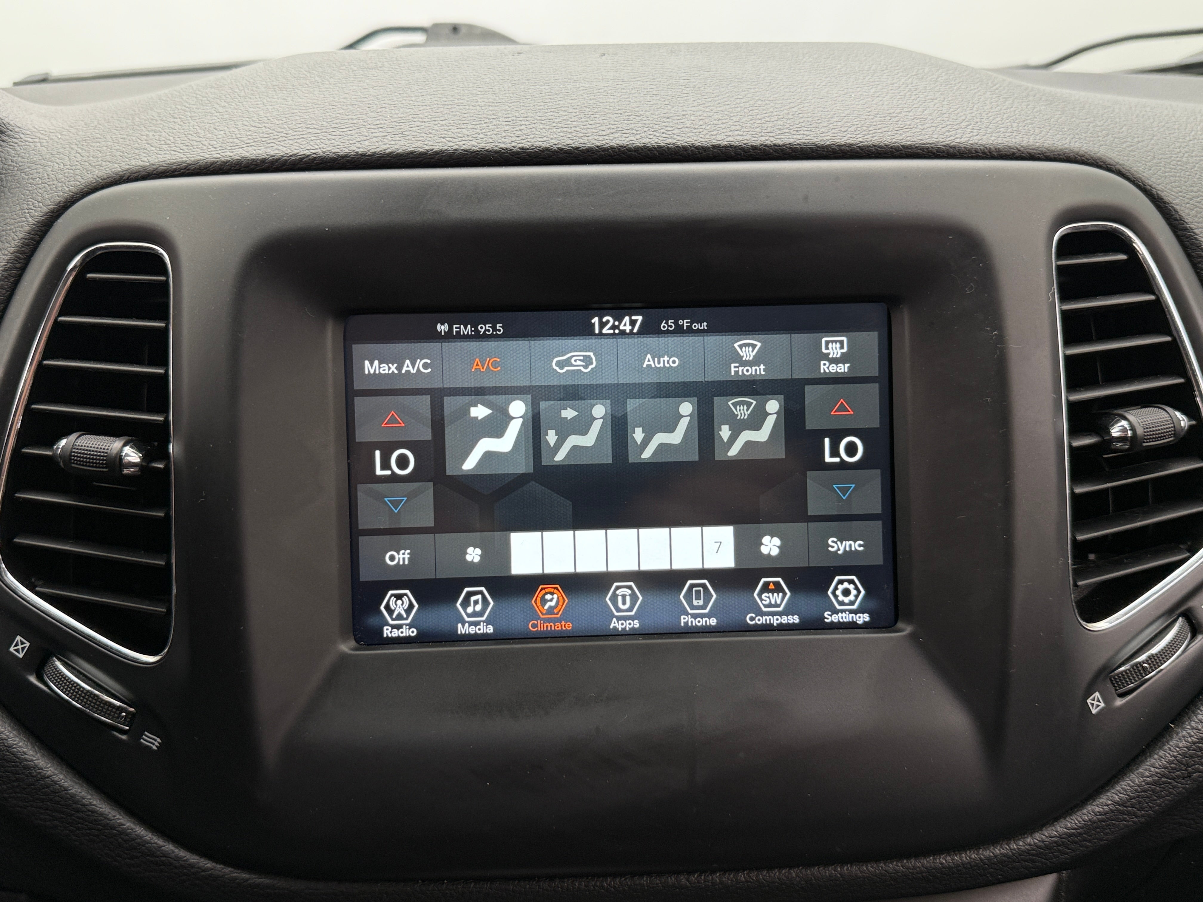 2020 Jeep Compass Latitude 4