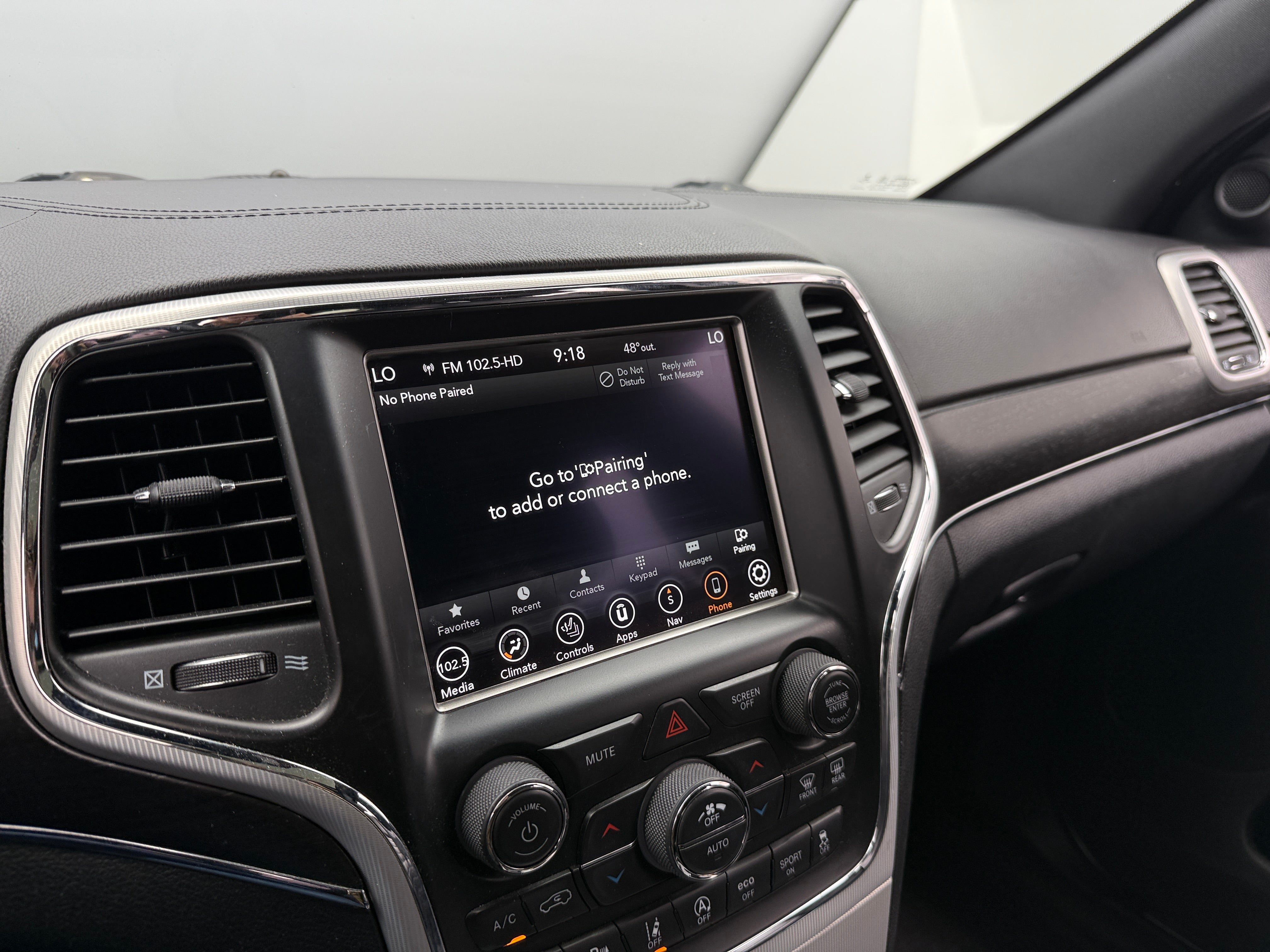 2018 Jeep Grand Cherokee Sterling Edition 3
