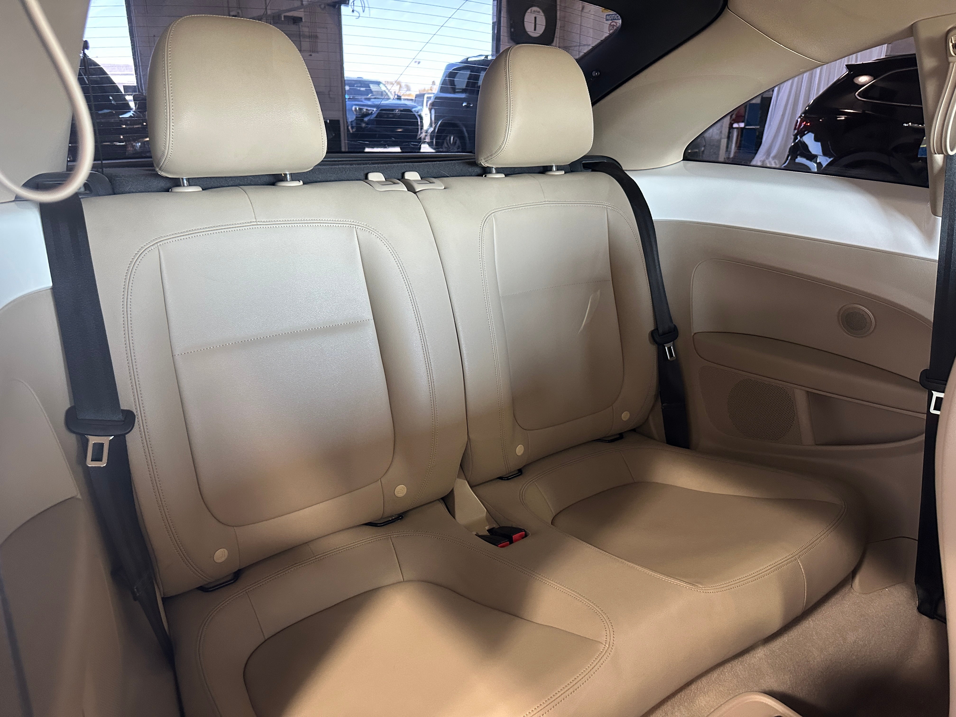 2013 Volkswagen Beetle  5