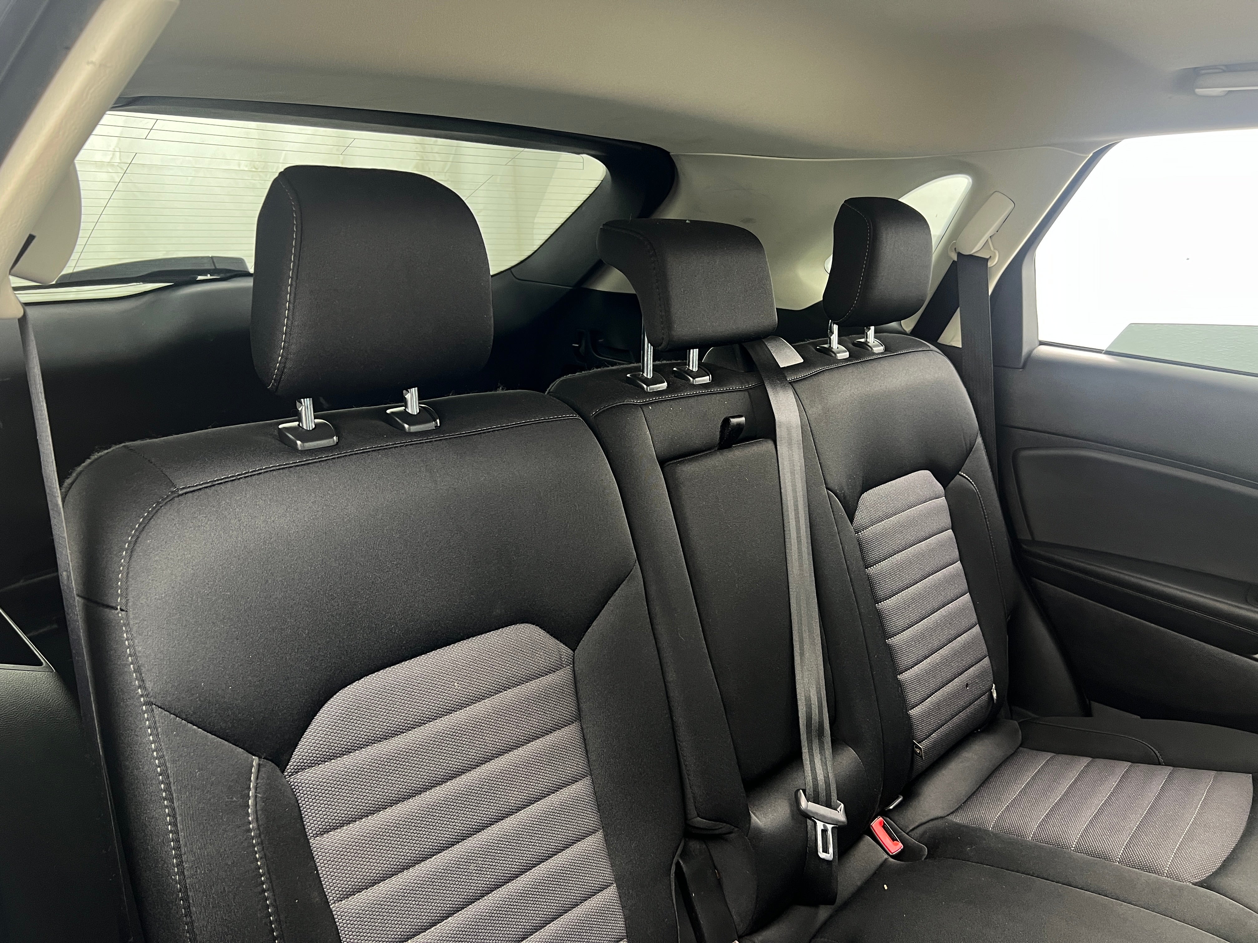2020 Ford Edge SE 6