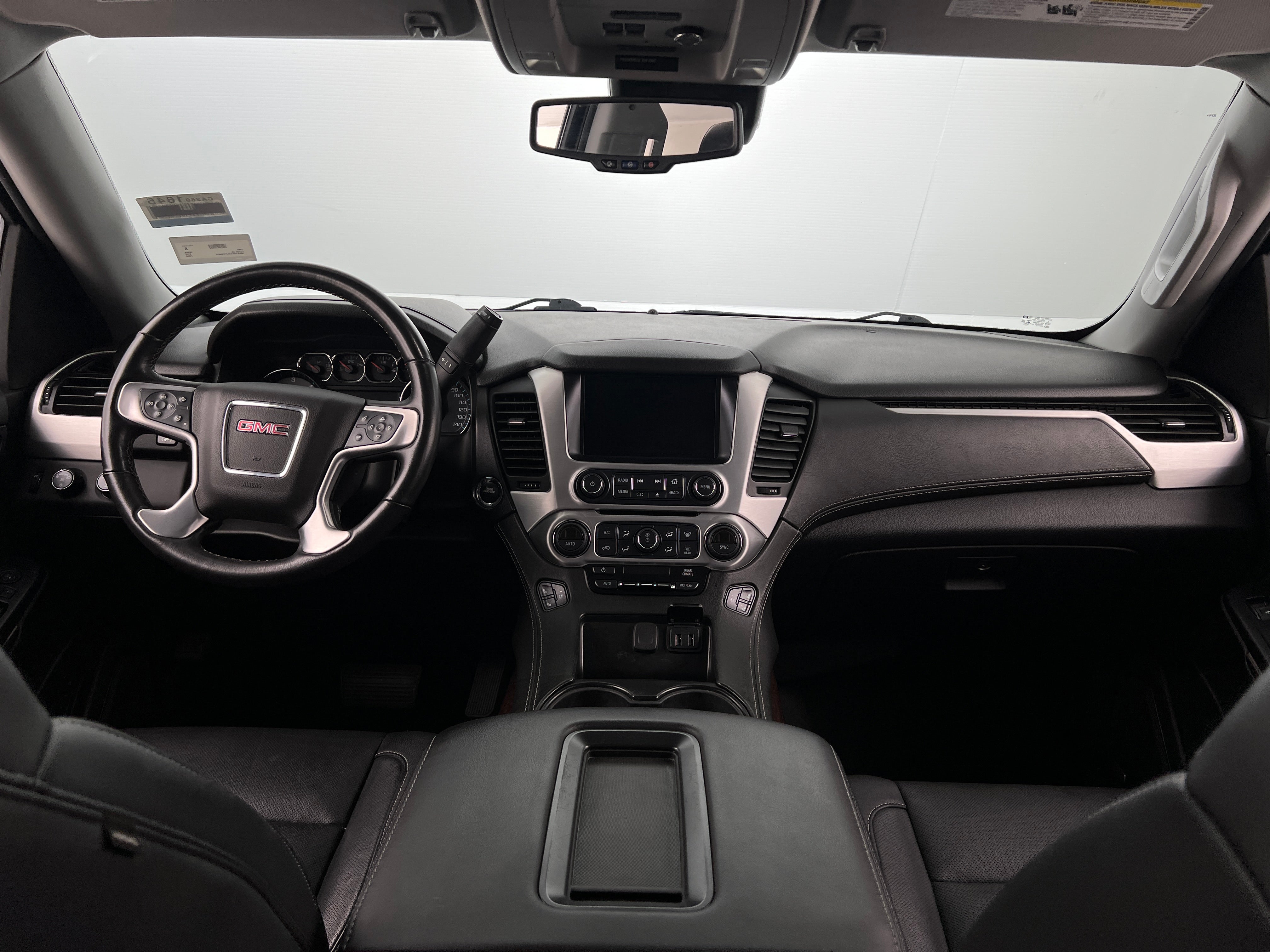 2020 GMC Yukon XL SLT 2
