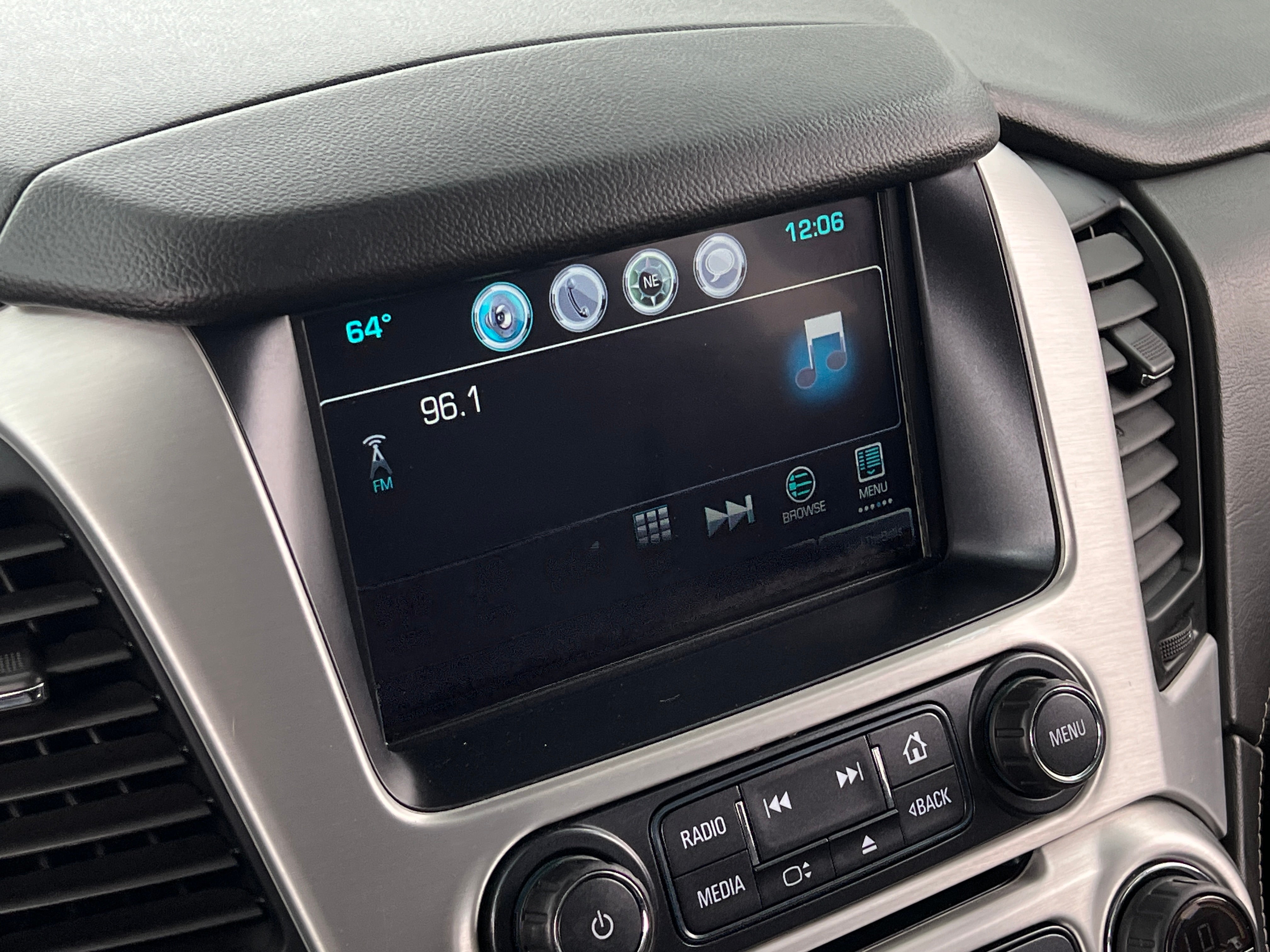2020 GMC Yukon XL SLT 3