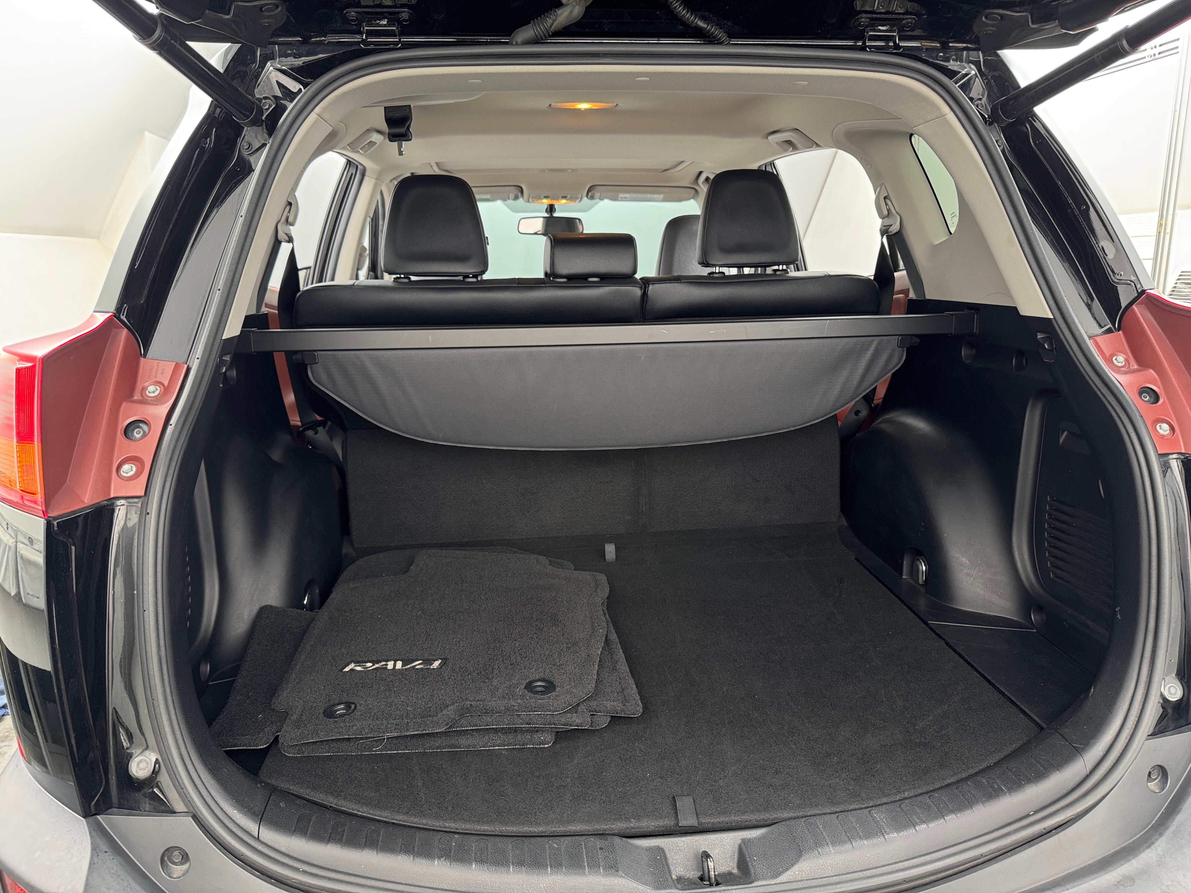 2013 Toyota RAV4 Limited 6