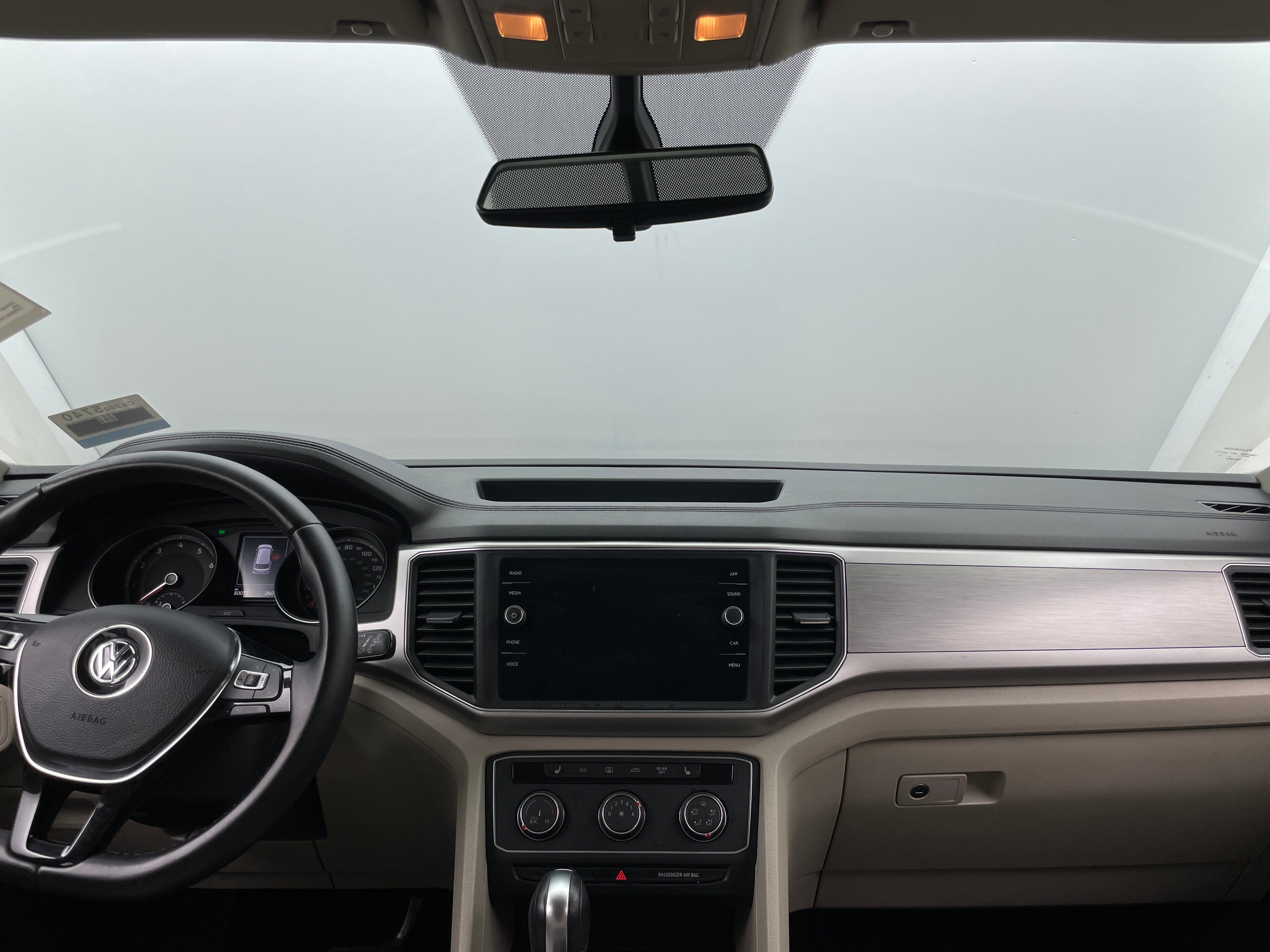 2018 Volkswagen Atlas SE 2