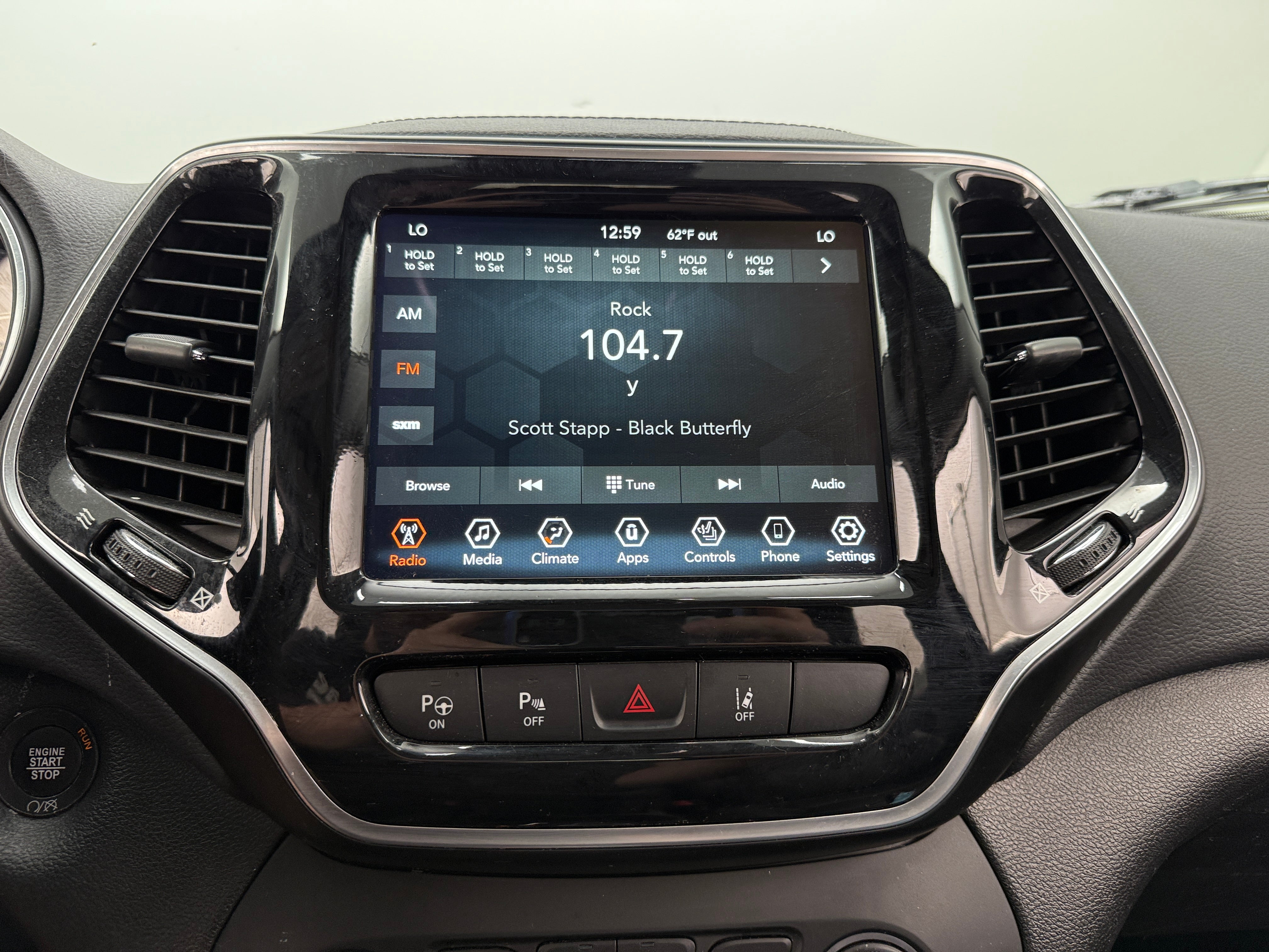 2021 Jeep Cherokee Limited Edition 3