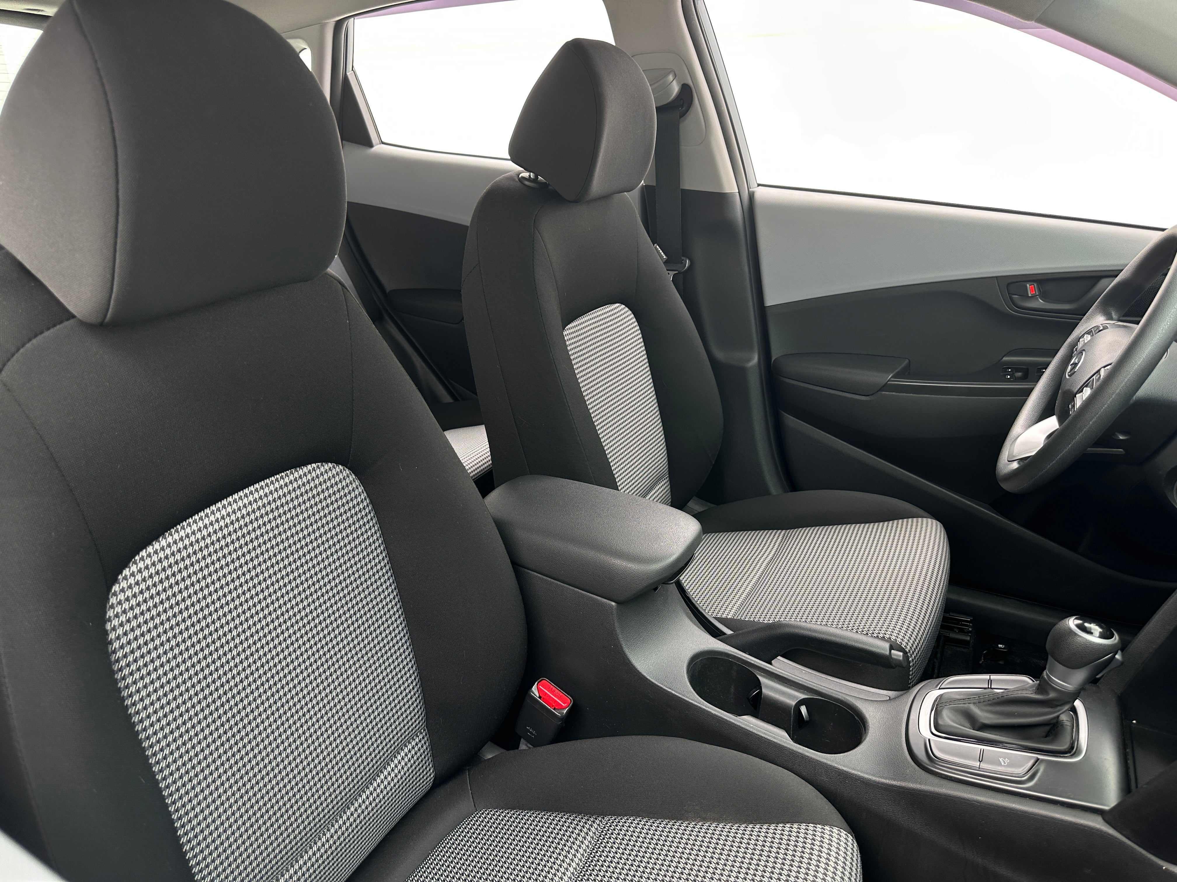 2021 Hyundai Kona SE 2