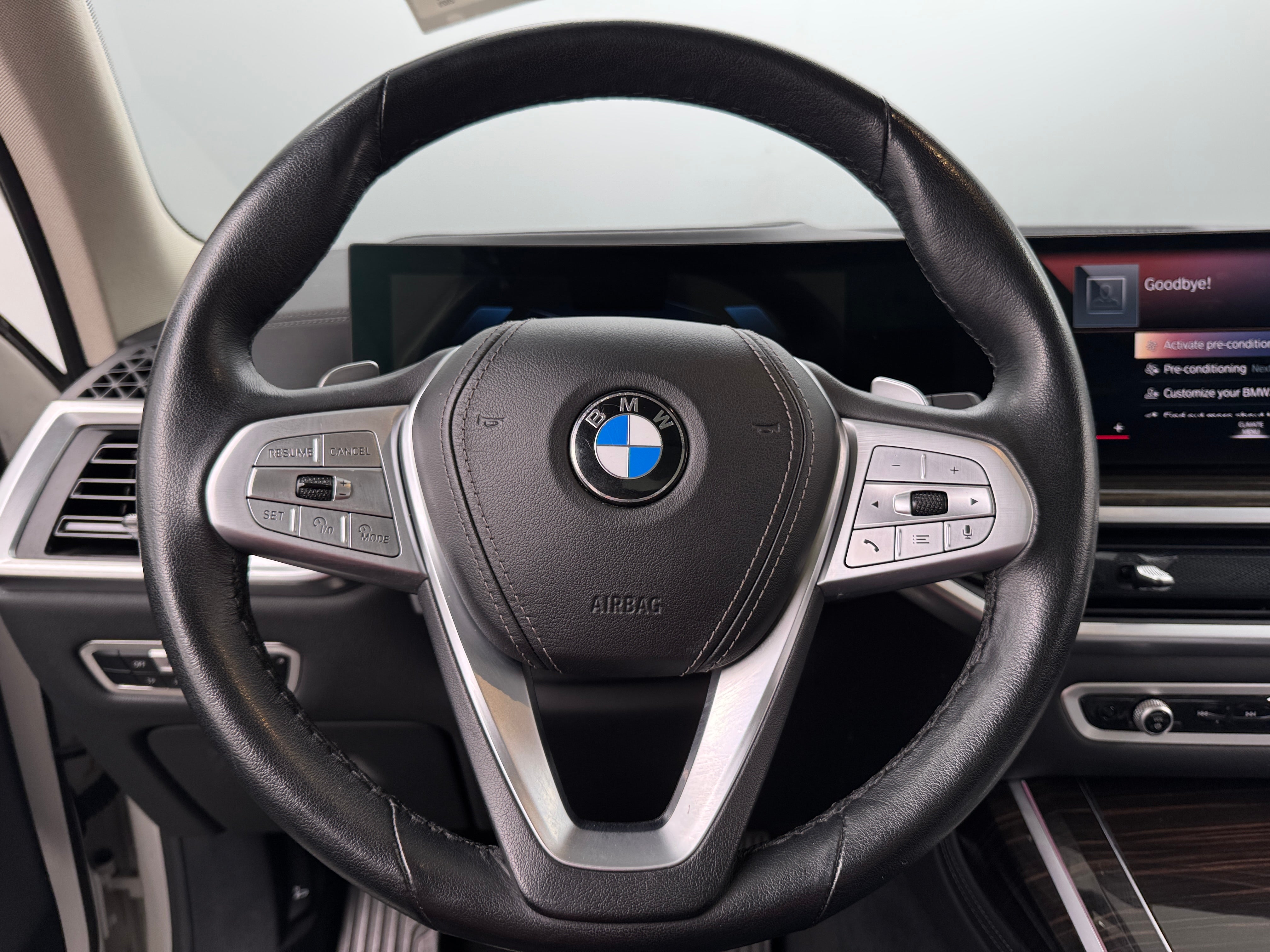 2023 BMW X7 xDrive40i 4