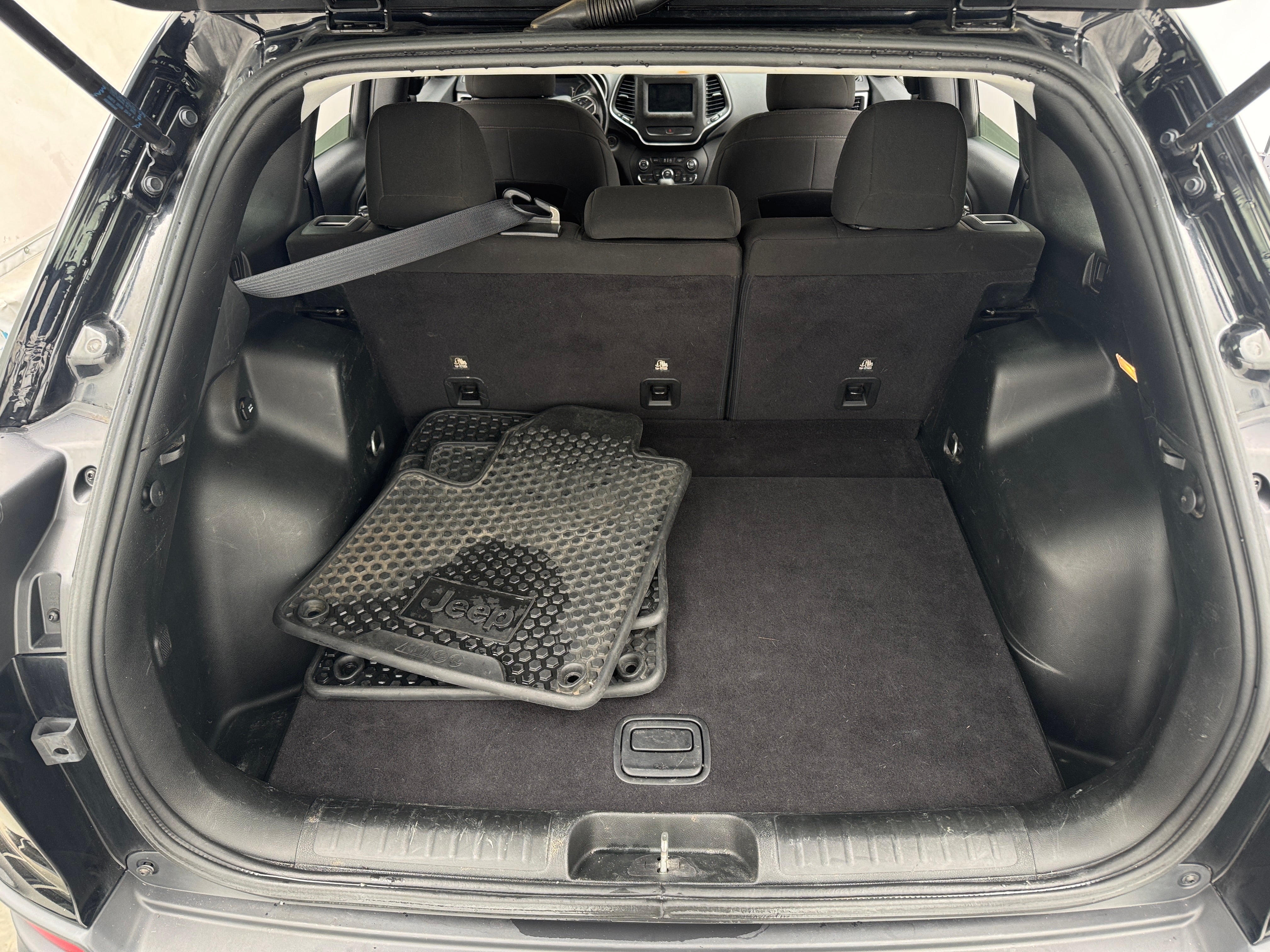 2019 Jeep Cherokee Latitude 7