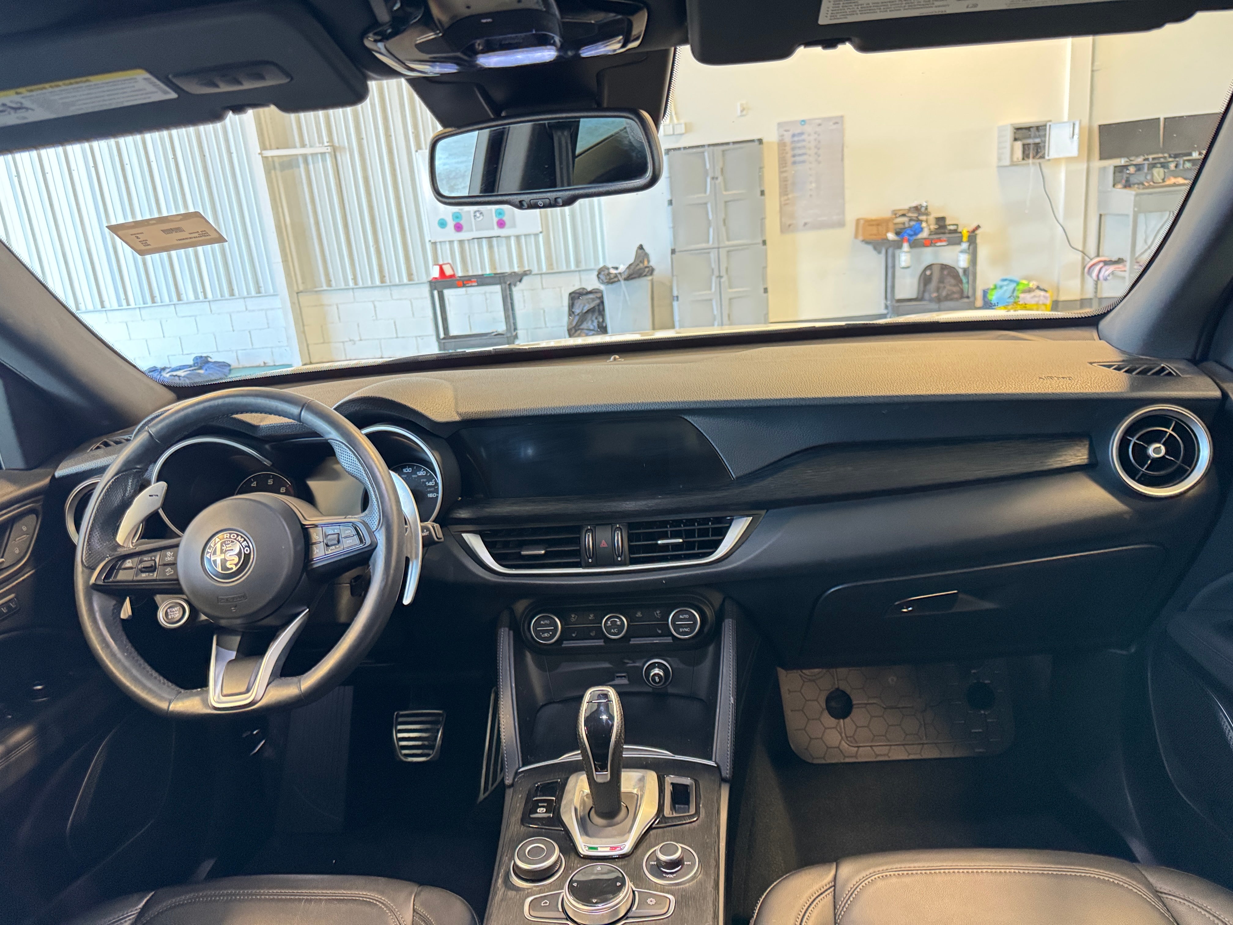 2022 Alfa Romeo Stelvio Sprint 2