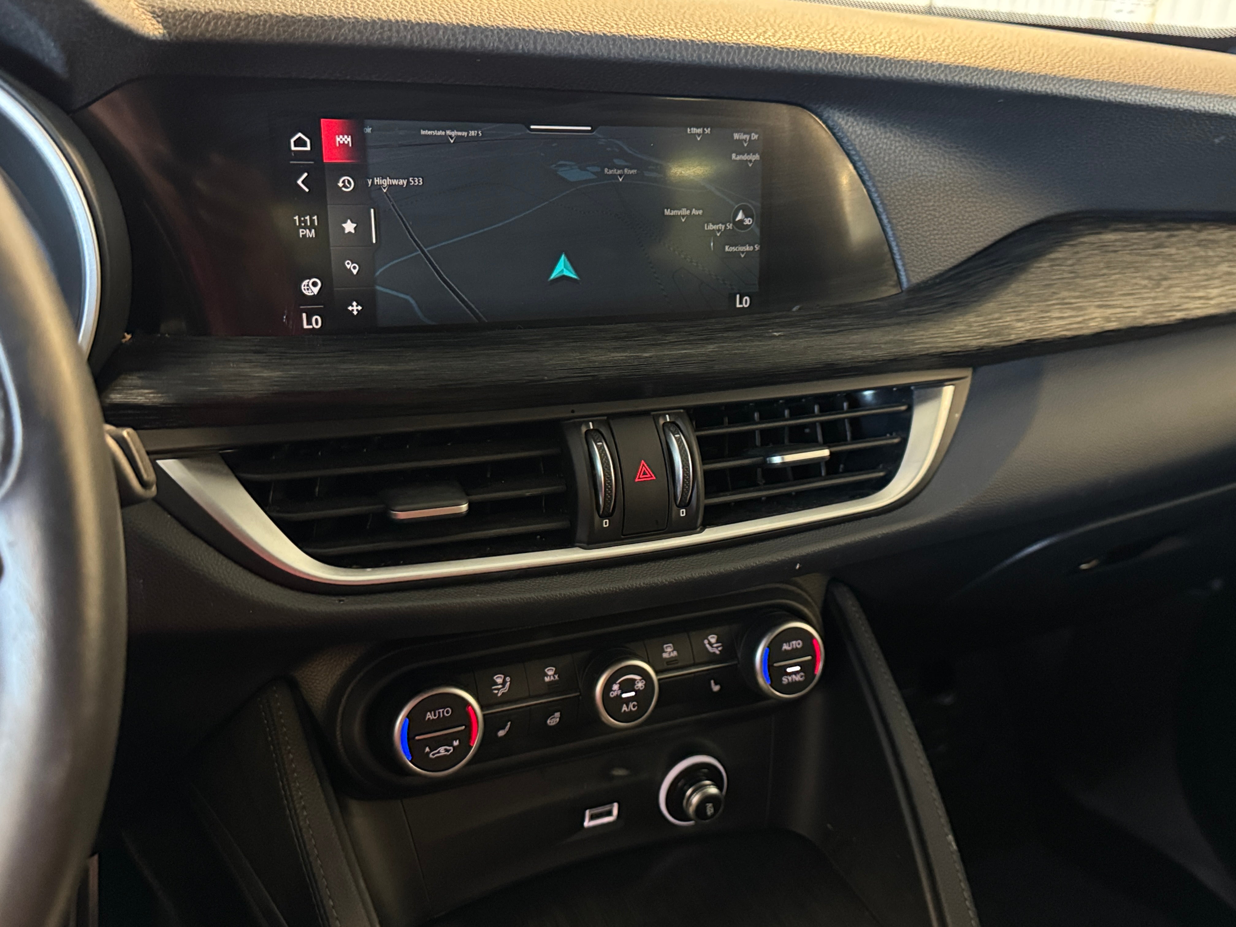 2022 Alfa Romeo Stelvio Sprint 3