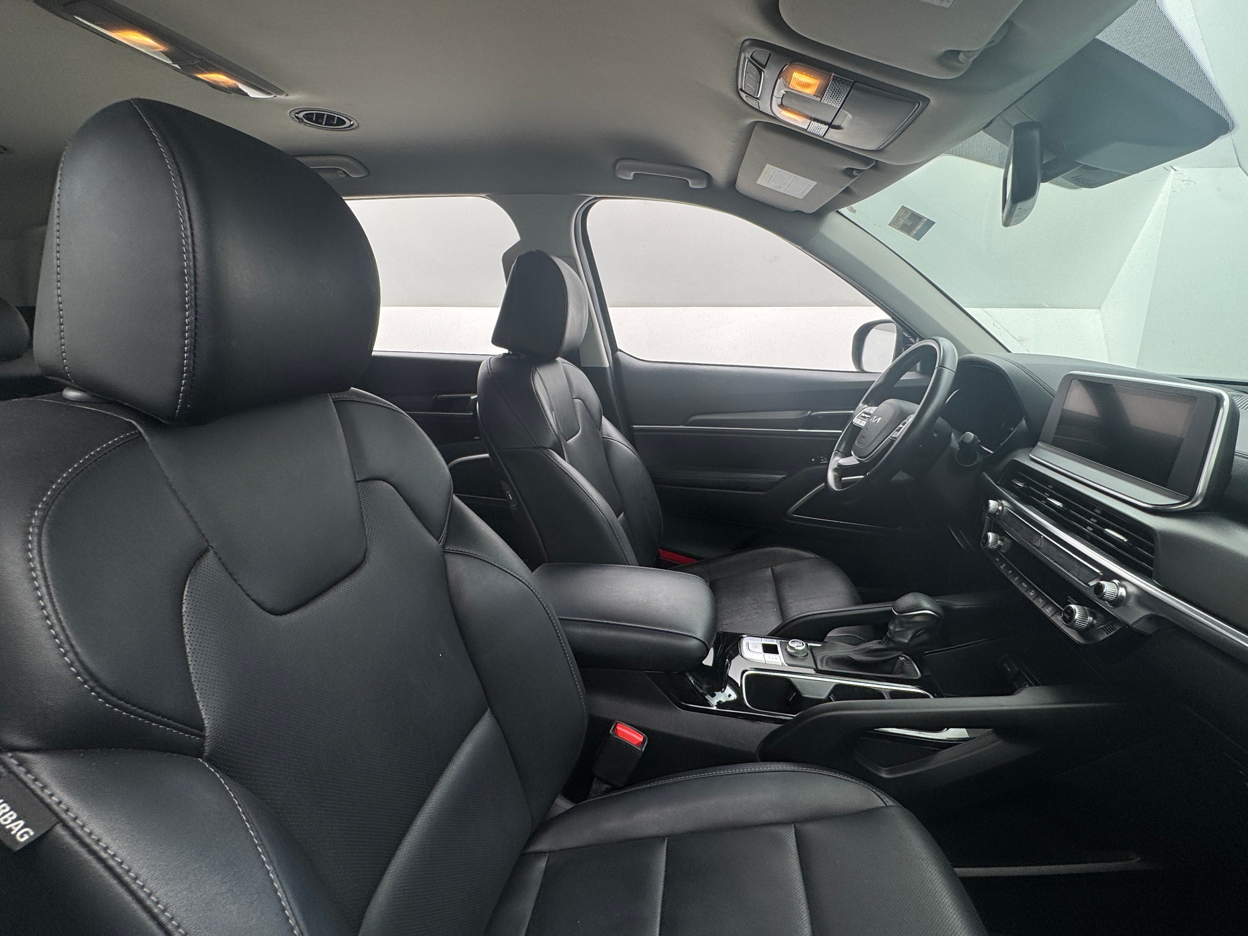 2022 Kia Telluride LX 2