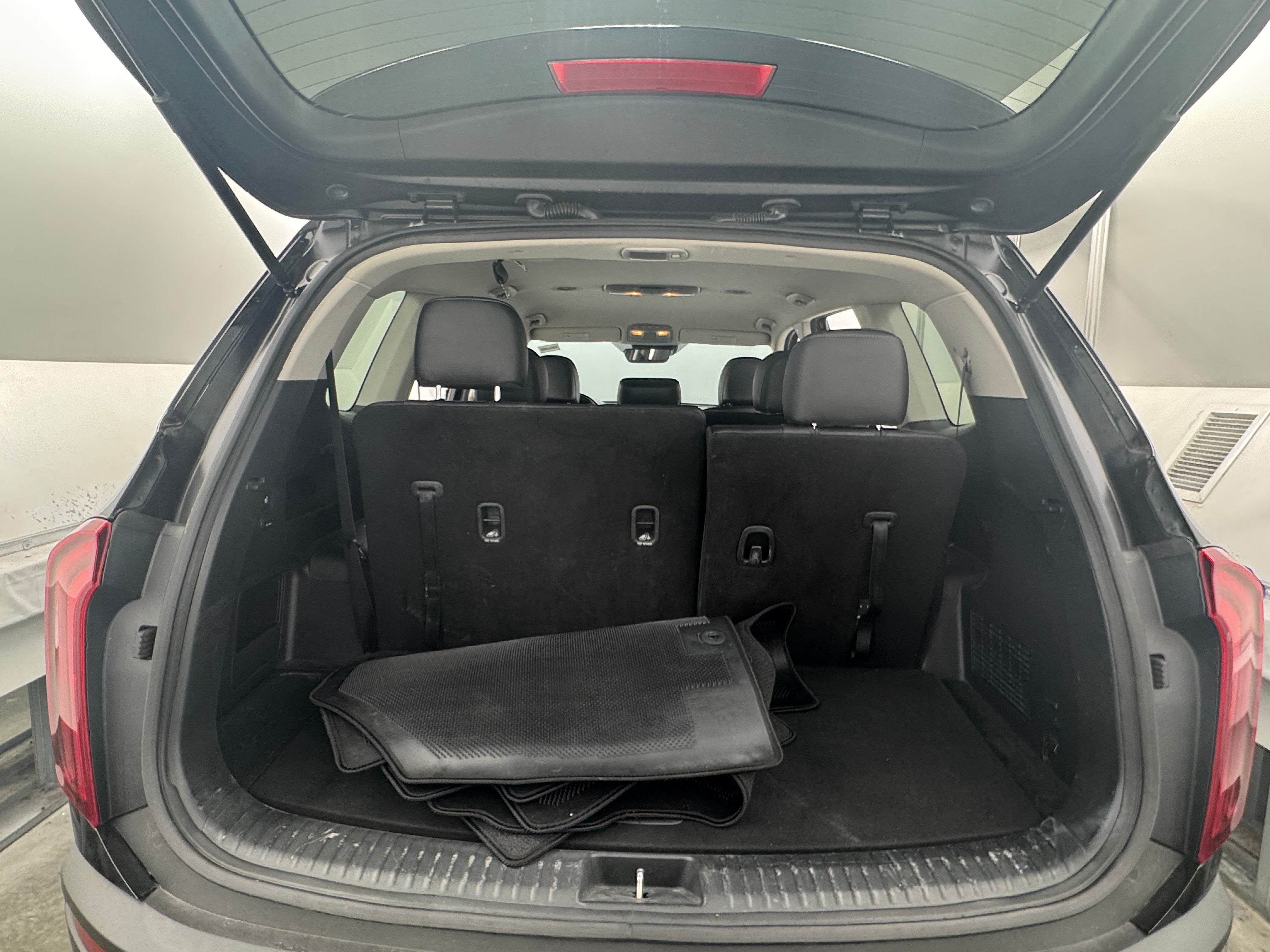2022 Kia Telluride LX 7