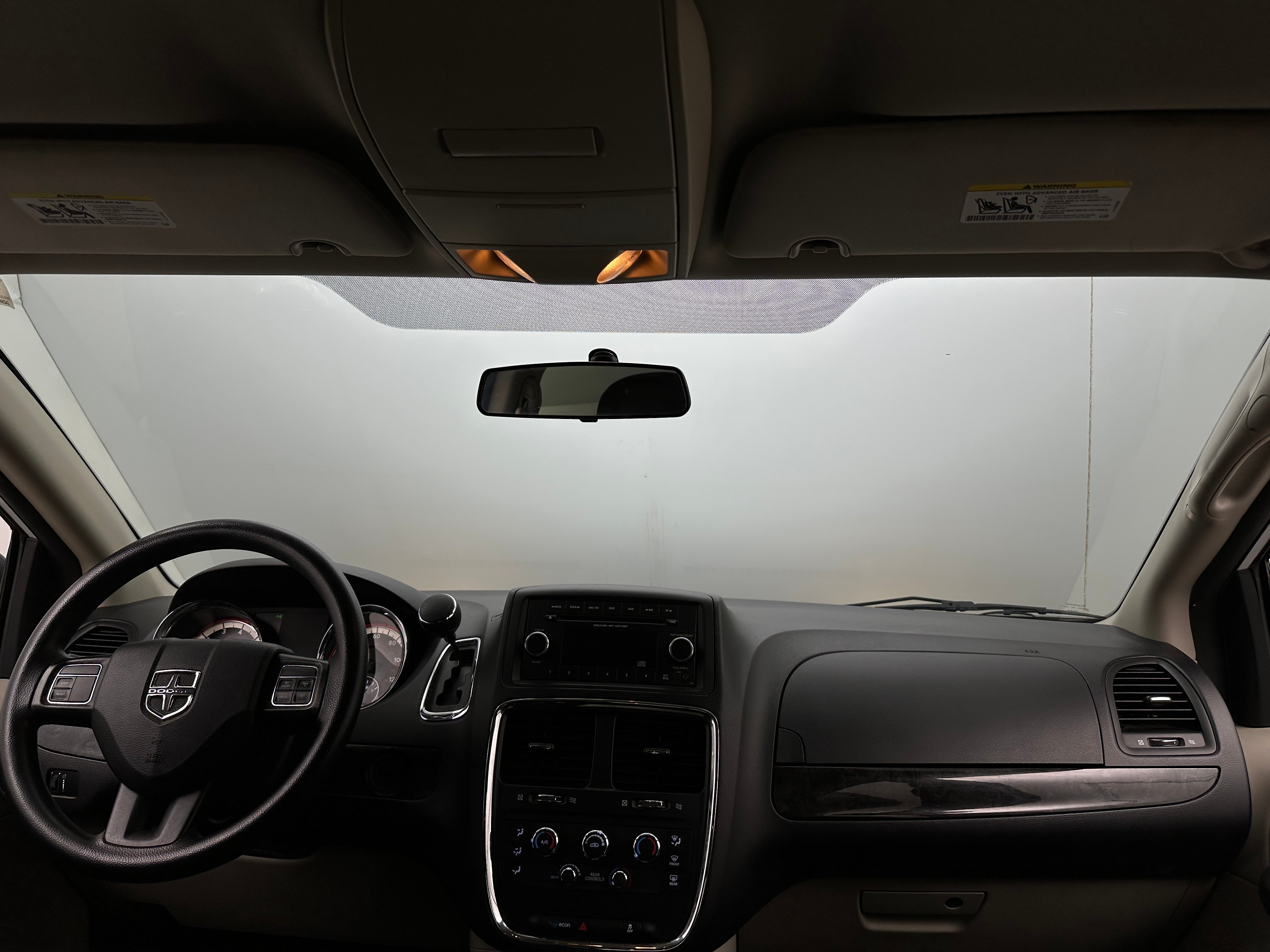2016 Dodge Grand Caravan SE 3