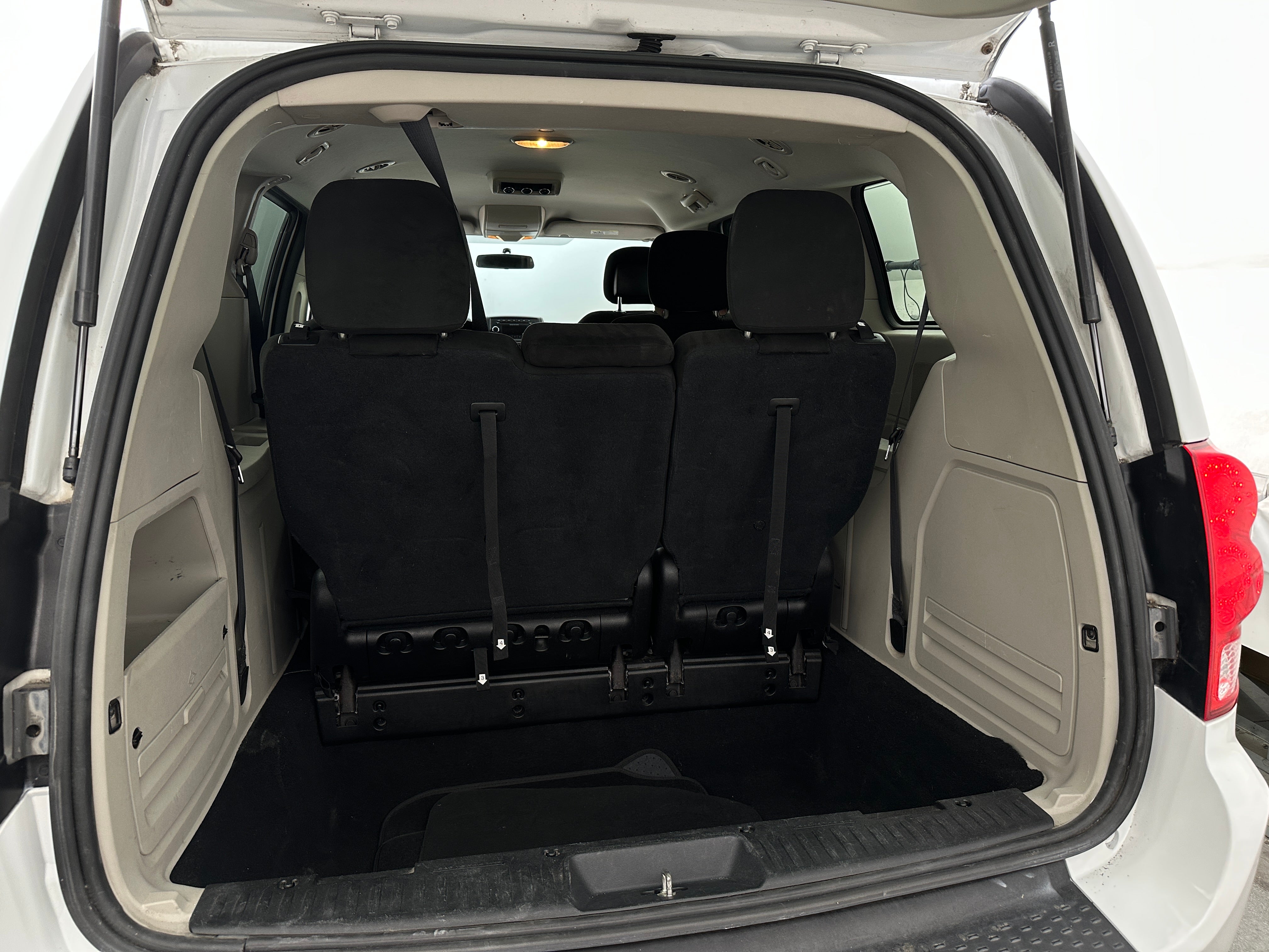 2016 Dodge Grand Caravan SE 7