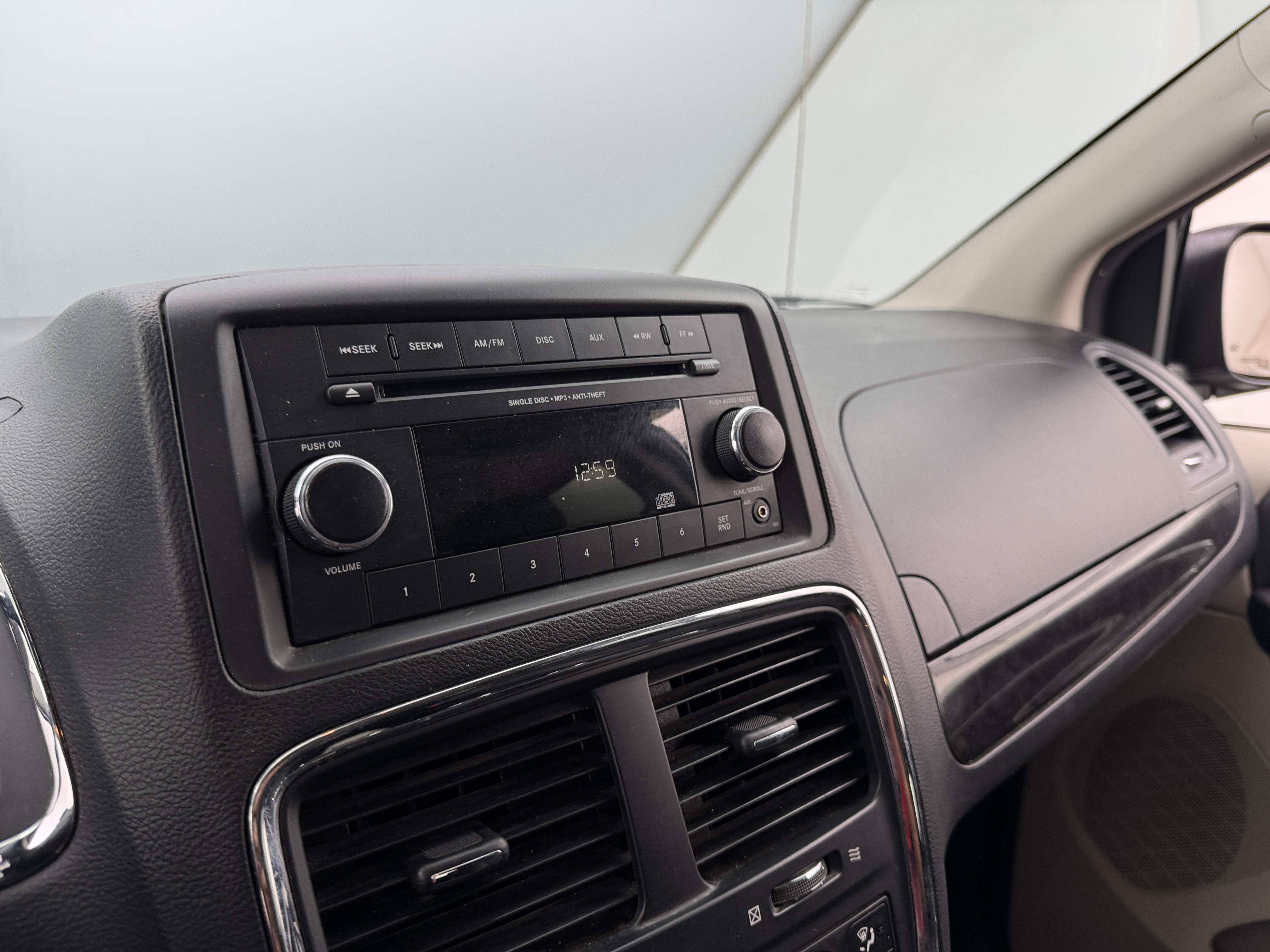 2016 Dodge Grand Caravan SE 4