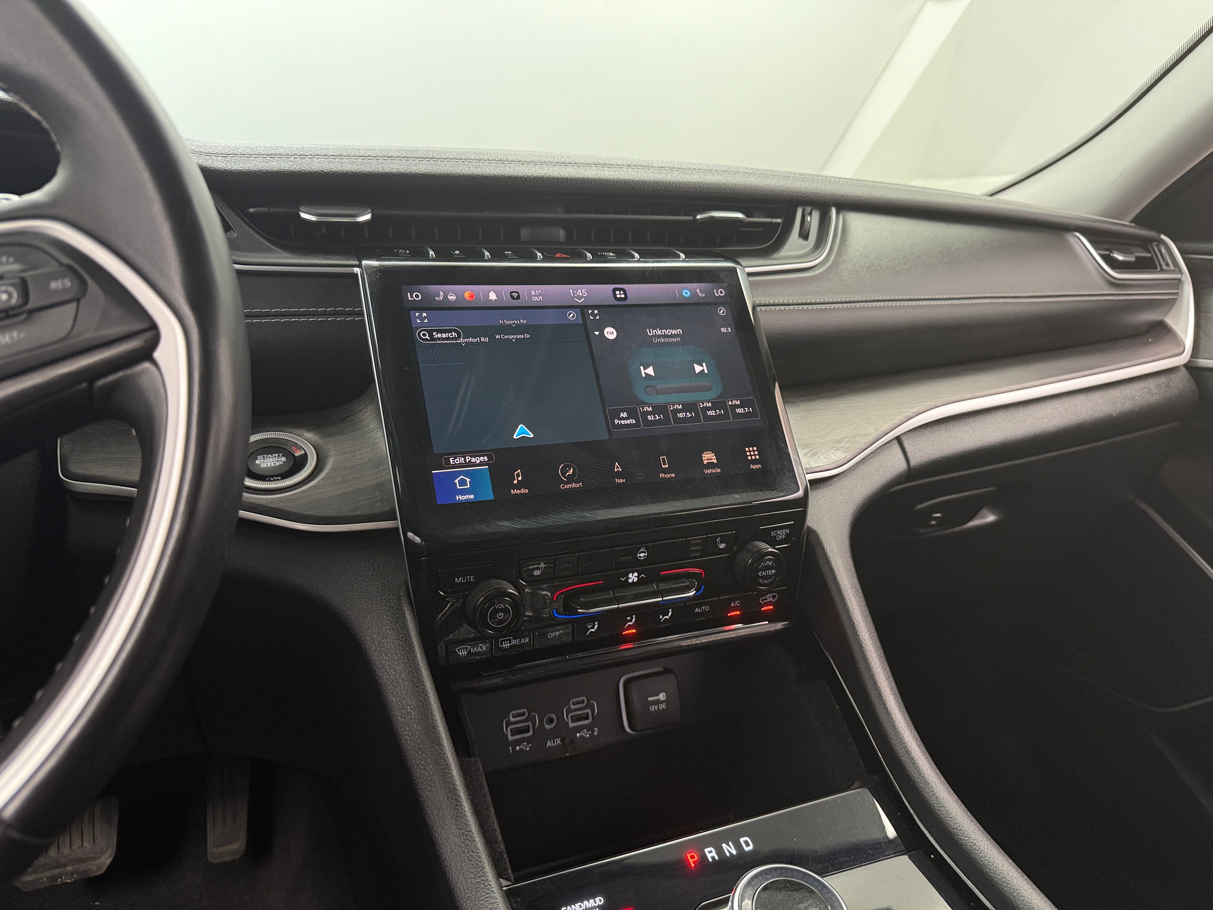 2022 Jeep Grand Cherokee L Limited Edition 3