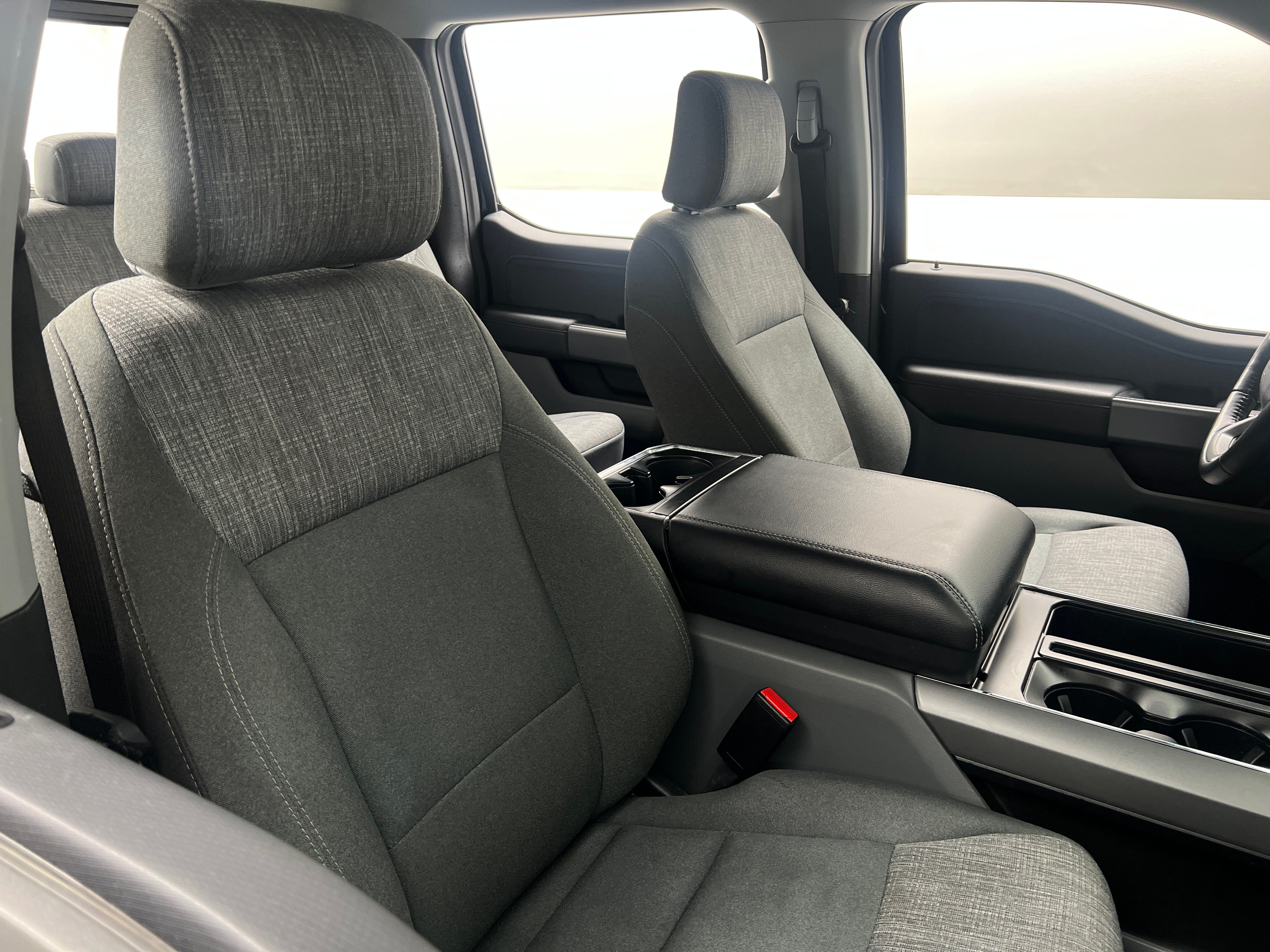 2022 Ford Econoline E-150 2