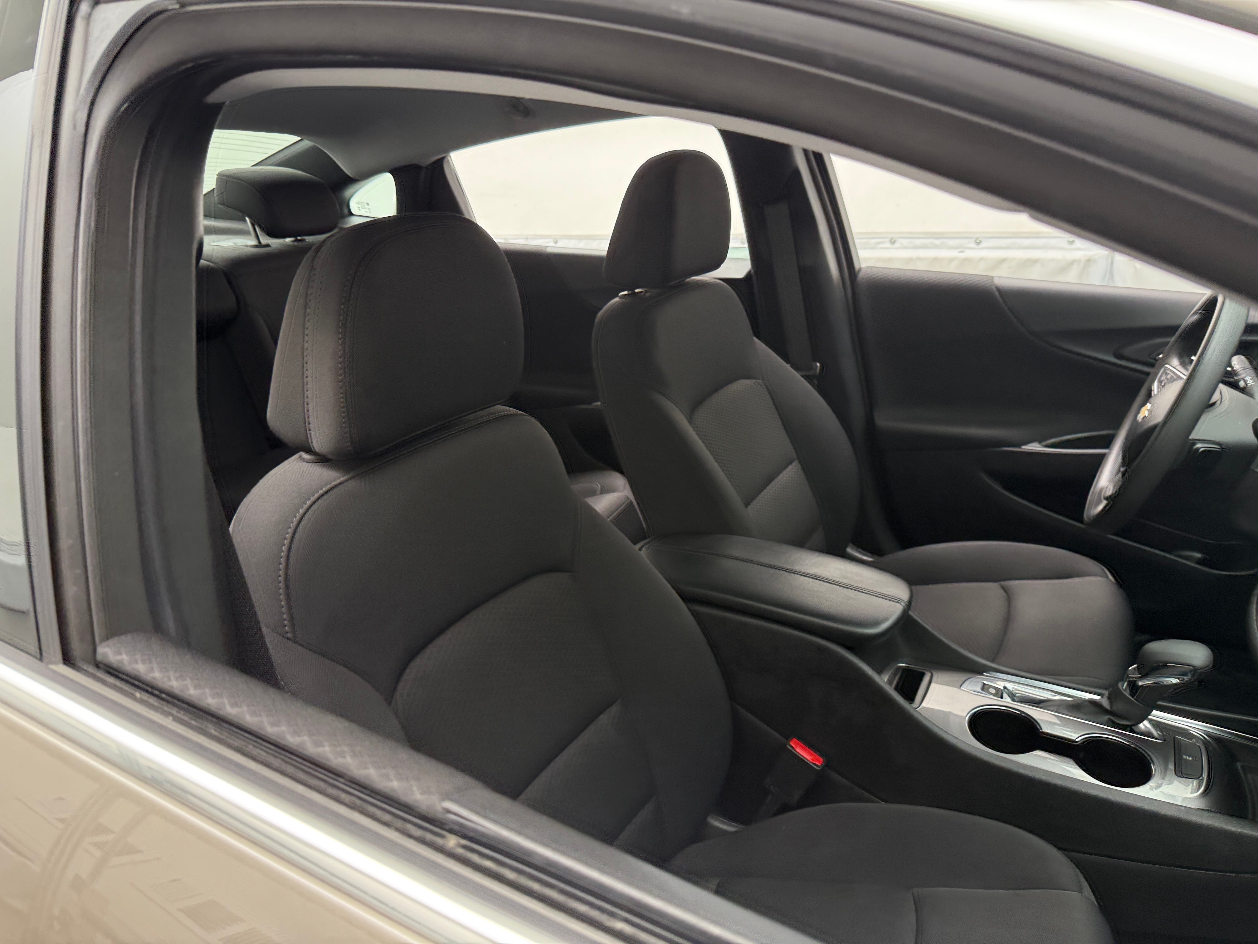 2023 Chevrolet Malibu LT 2