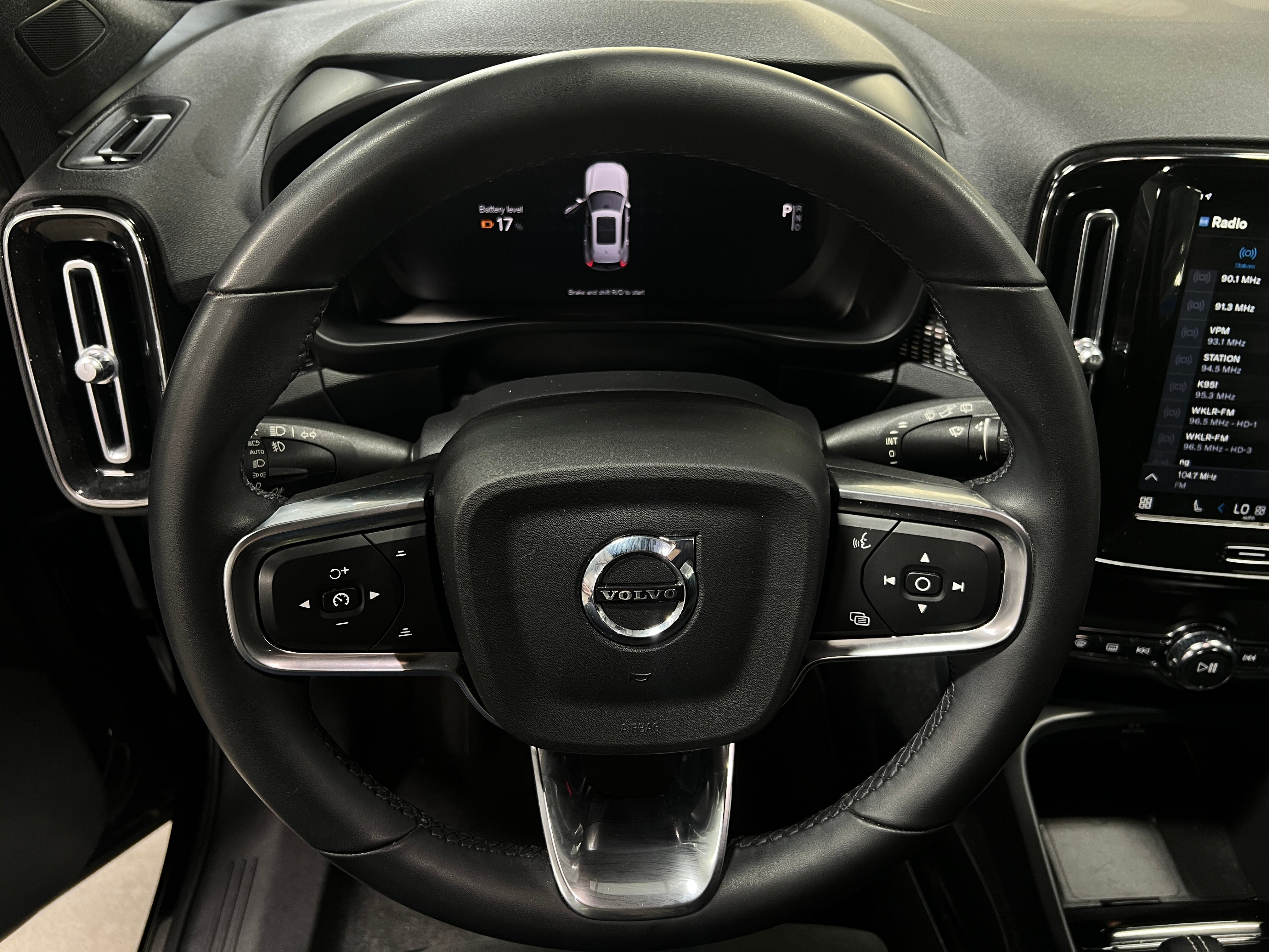 2022 Volvo XC40 Recharge Plus 4
