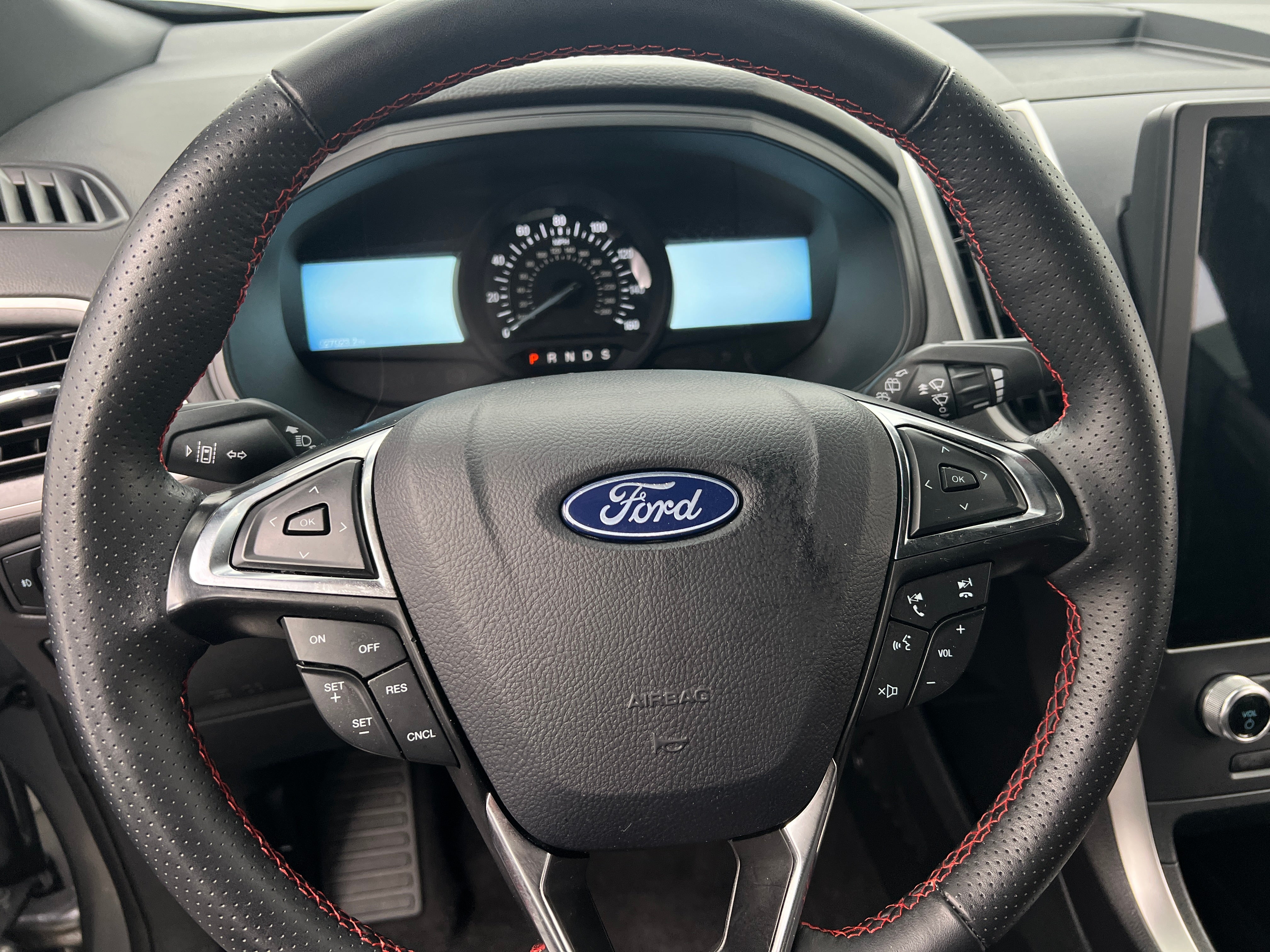 2024 Ford Edge  4