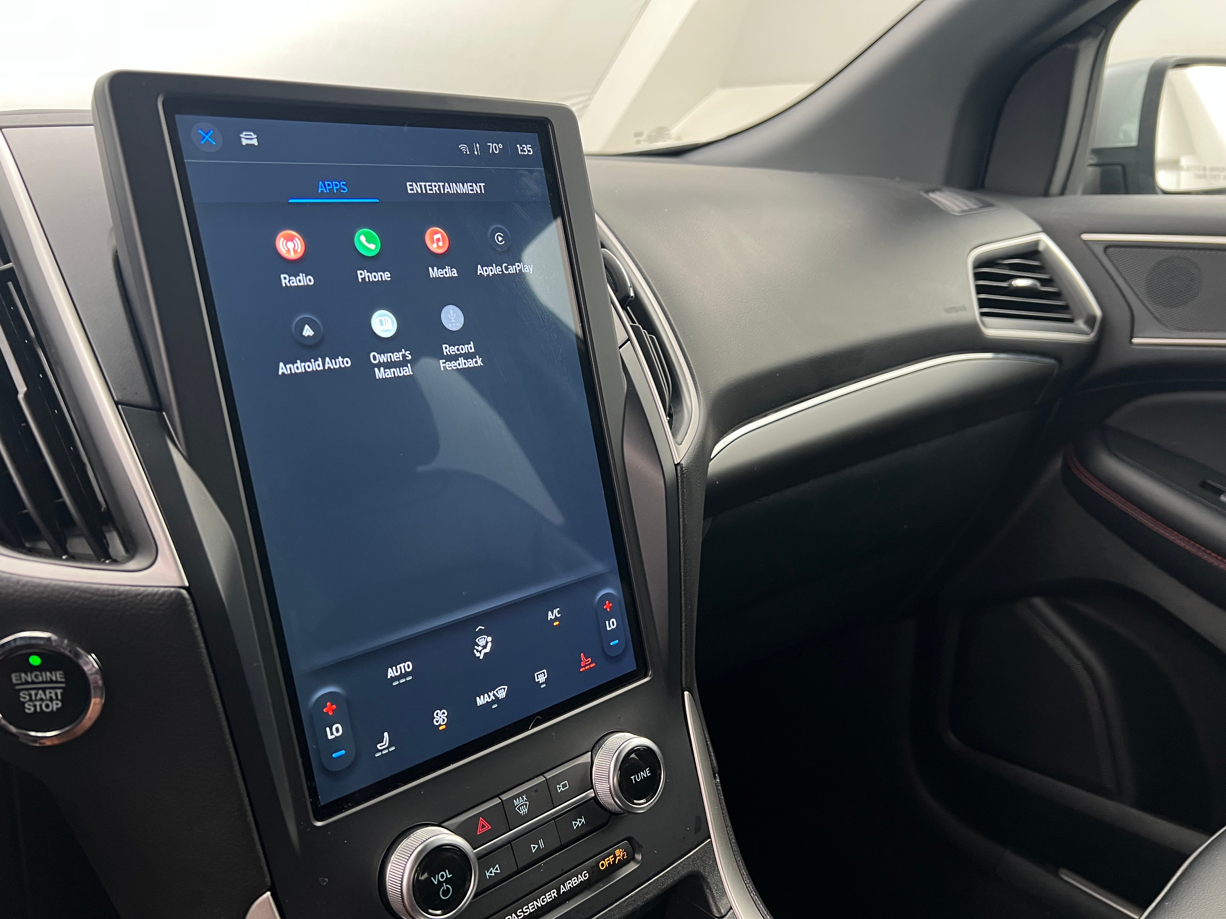 2024 Ford Edge  3
