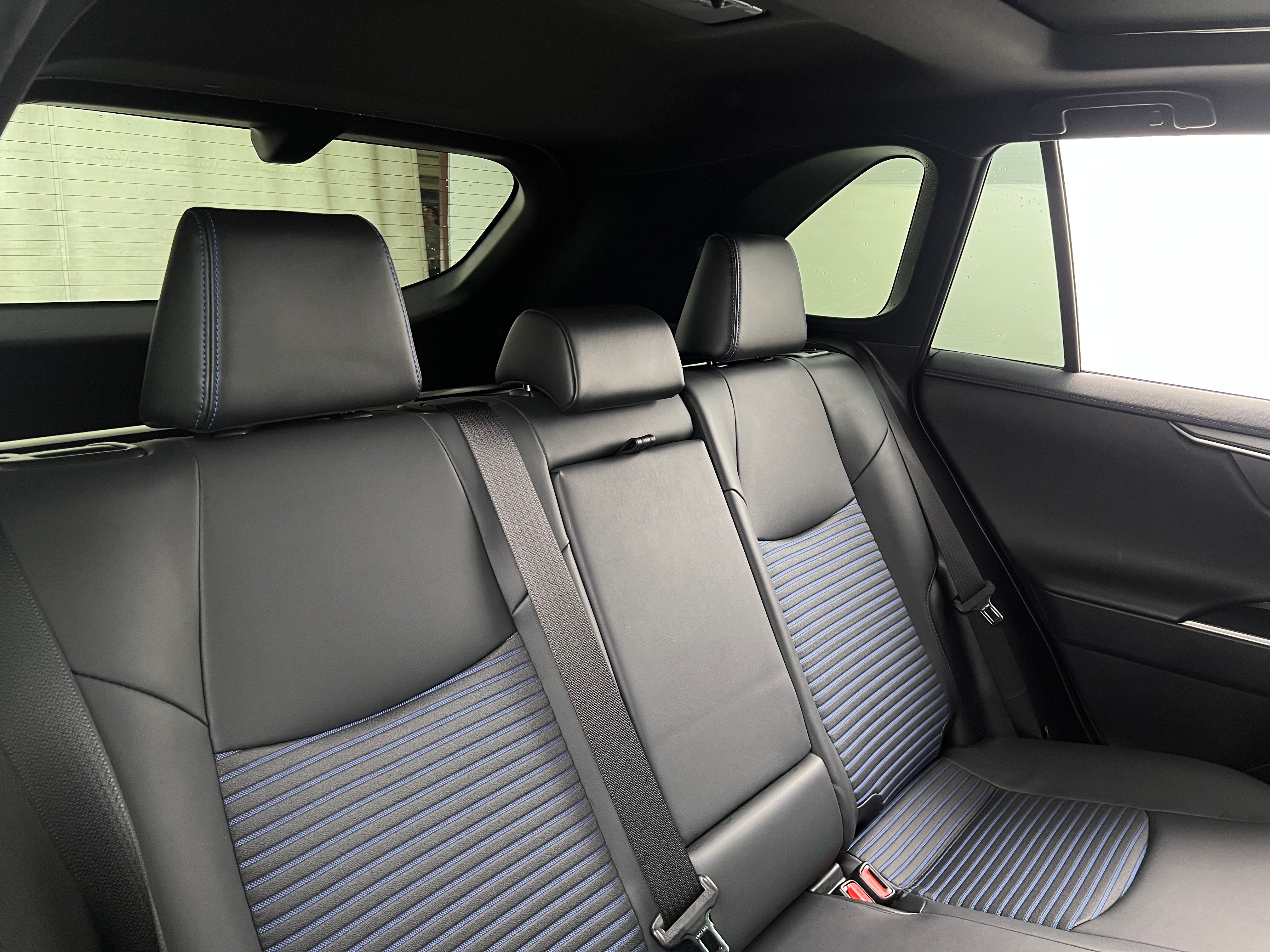 2020 Toyota RAV4 XSE 5