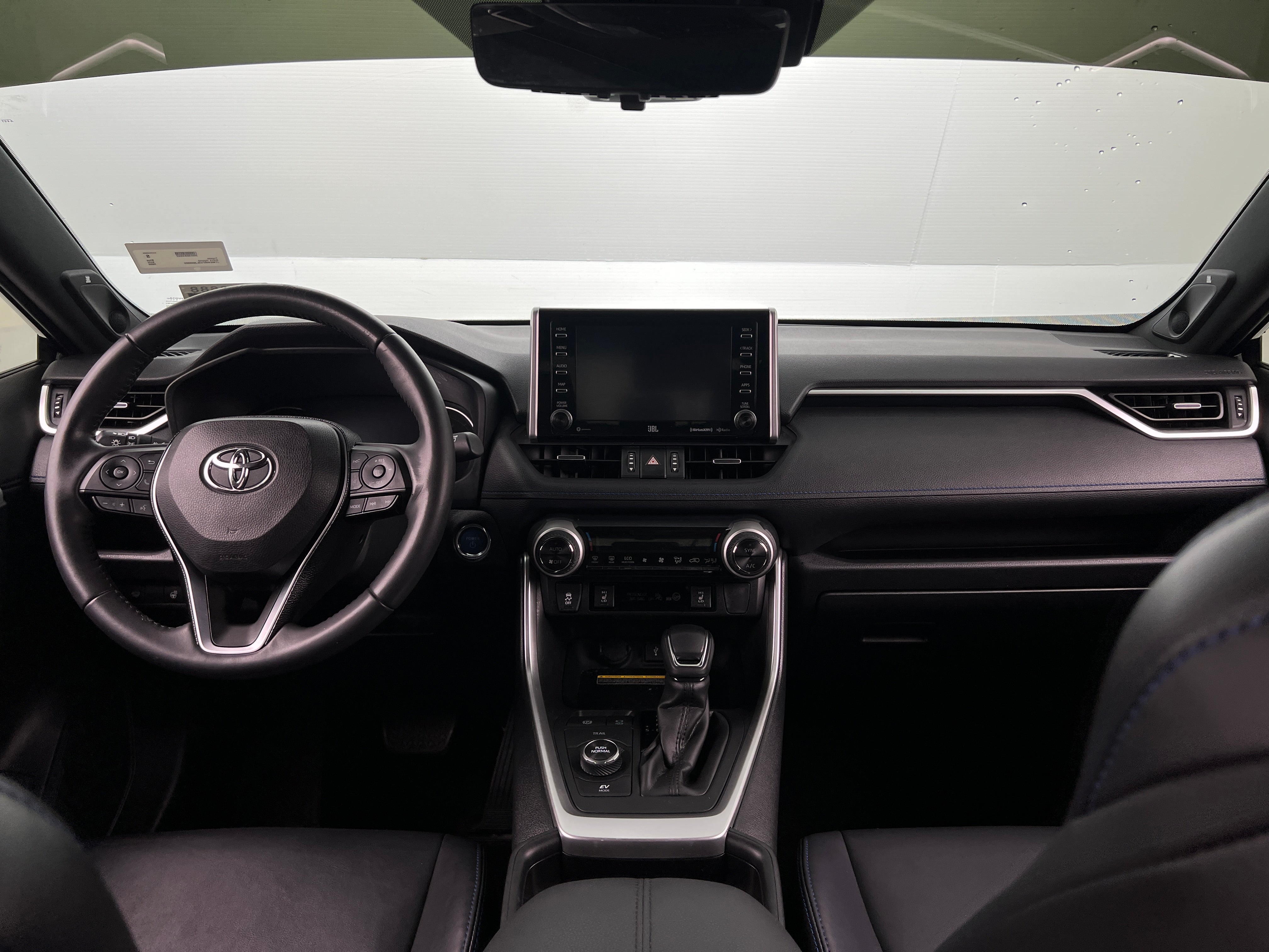 2020 Toyota RAV4 XSE 2