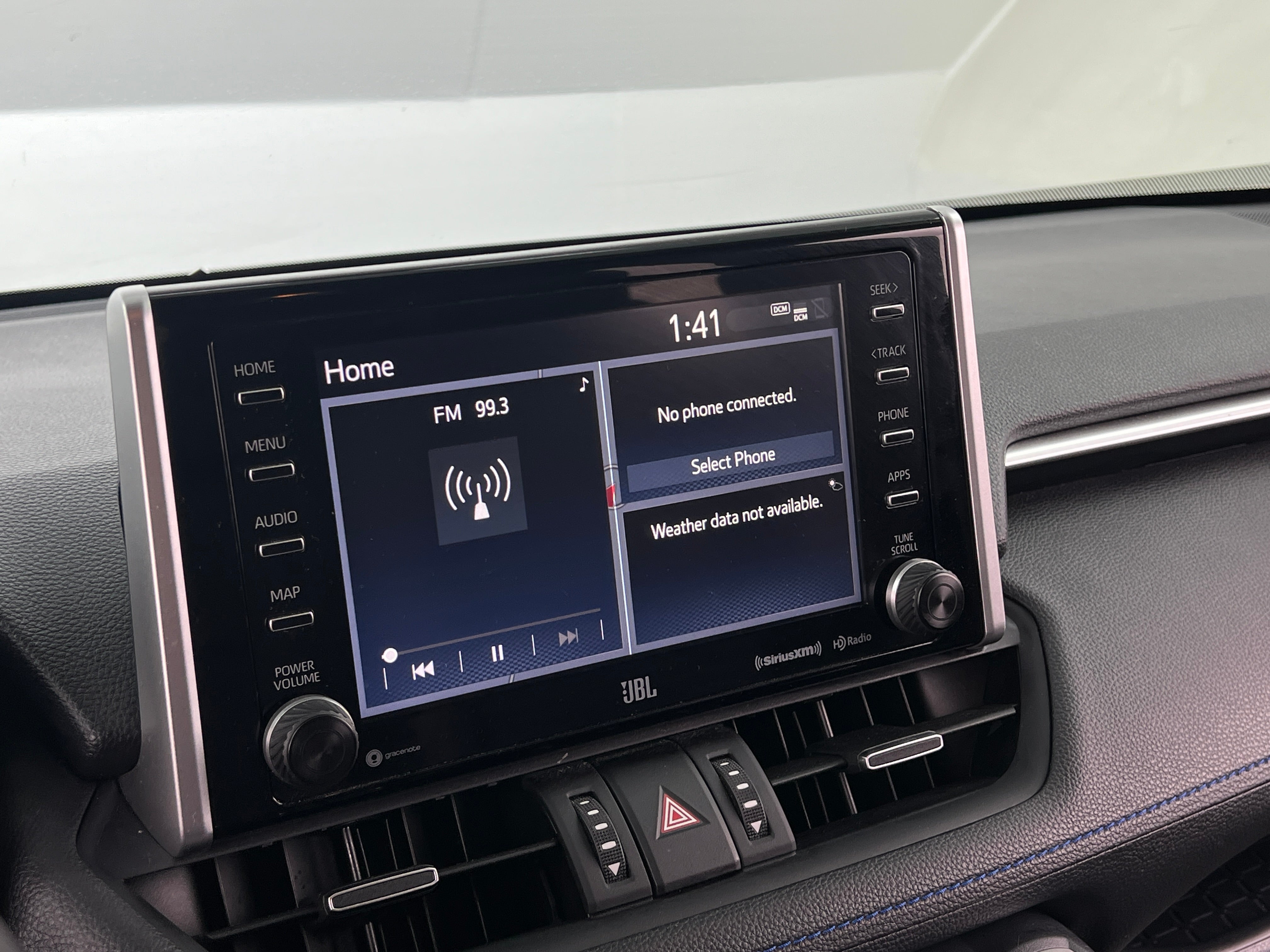 2020 Toyota RAV4 XSE 3