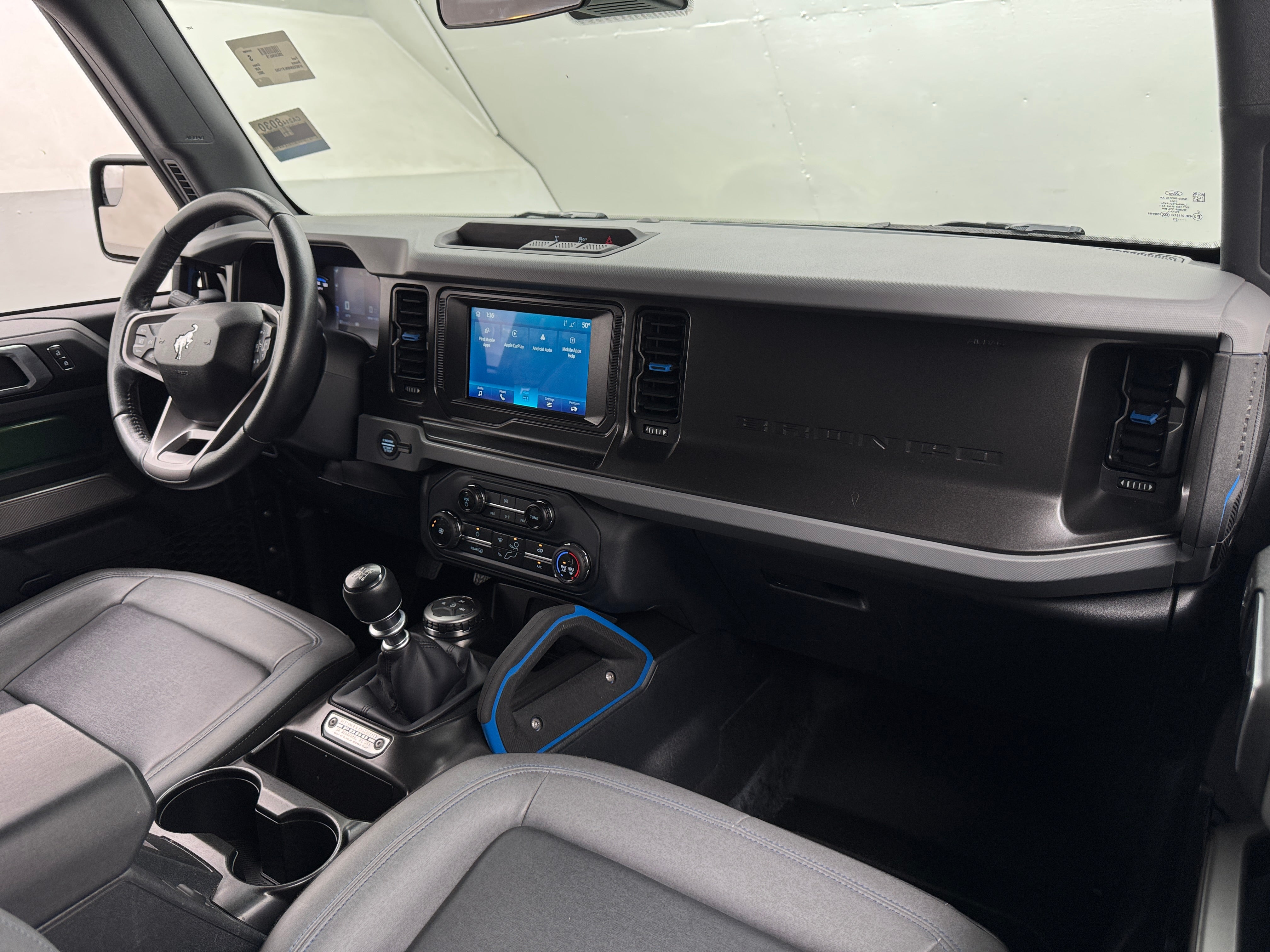 2022 Ford Bronco Black Diamond 3
