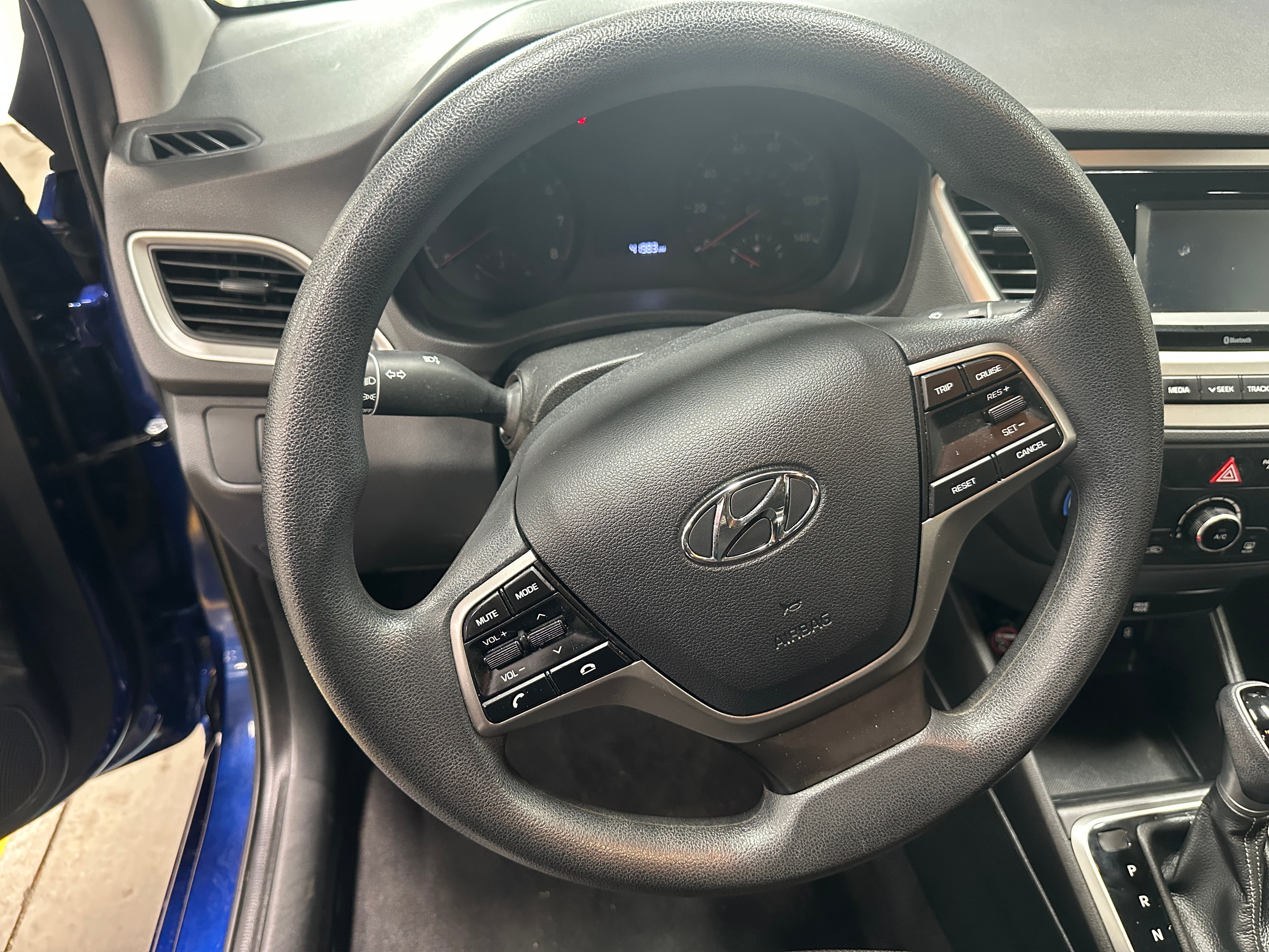 2022 Hyundai Accent SE 5