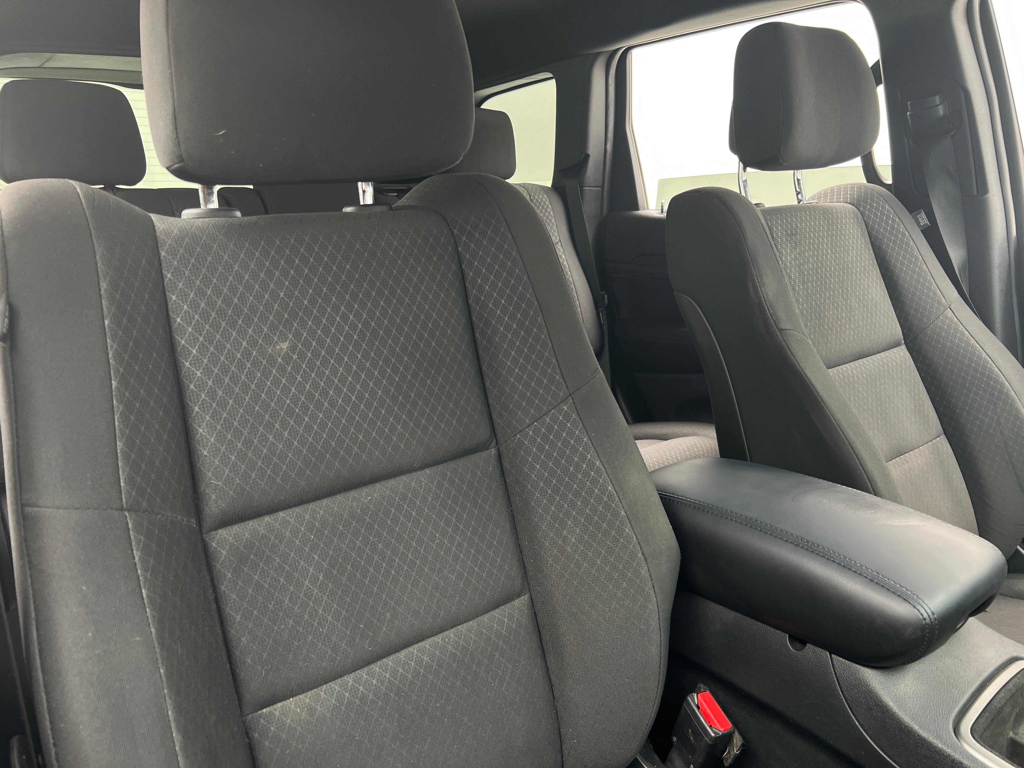 2018 Jeep Grand Cherokee Laredo 2