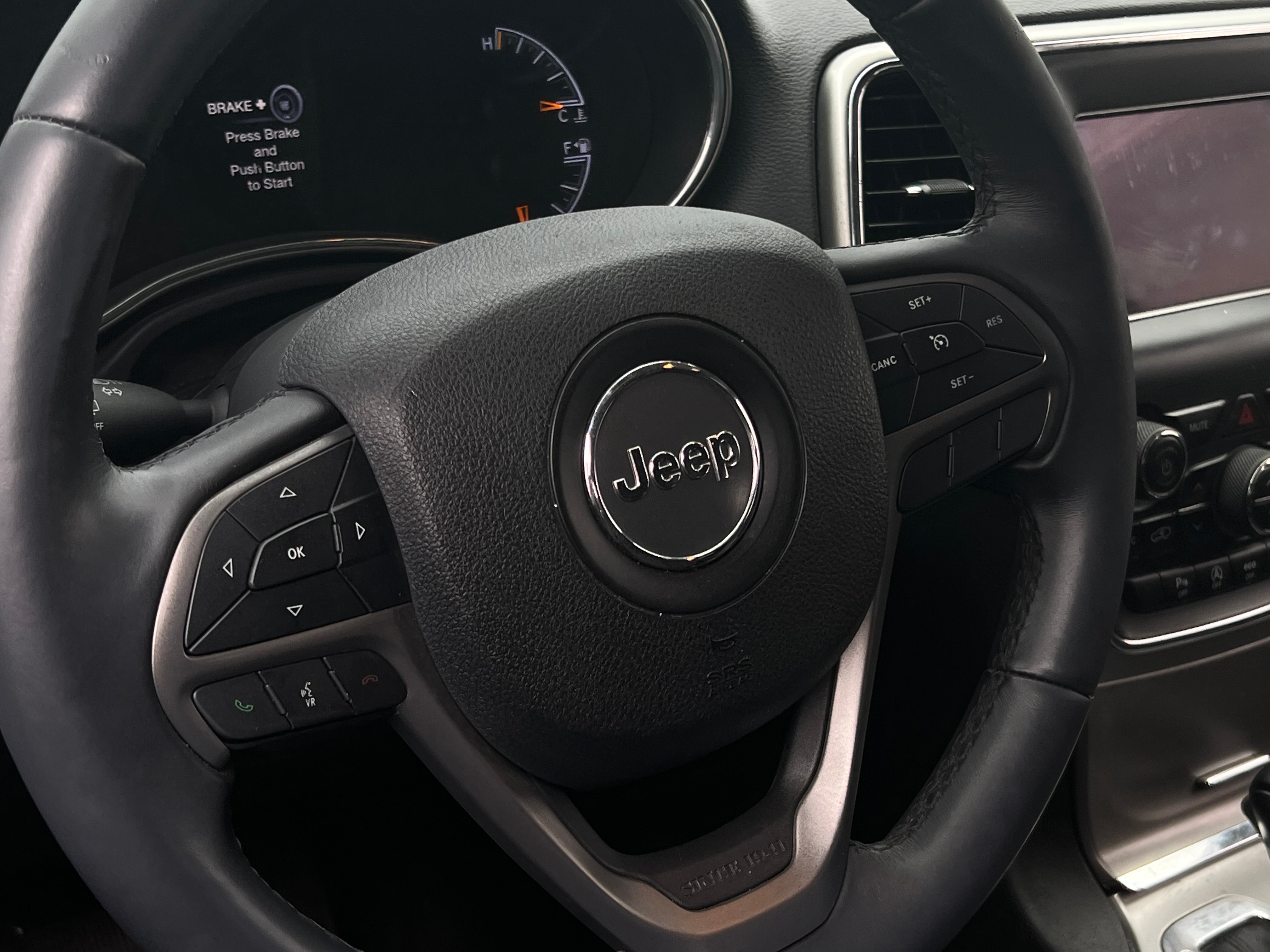 2018 Jeep Grand Cherokee Laredo 5