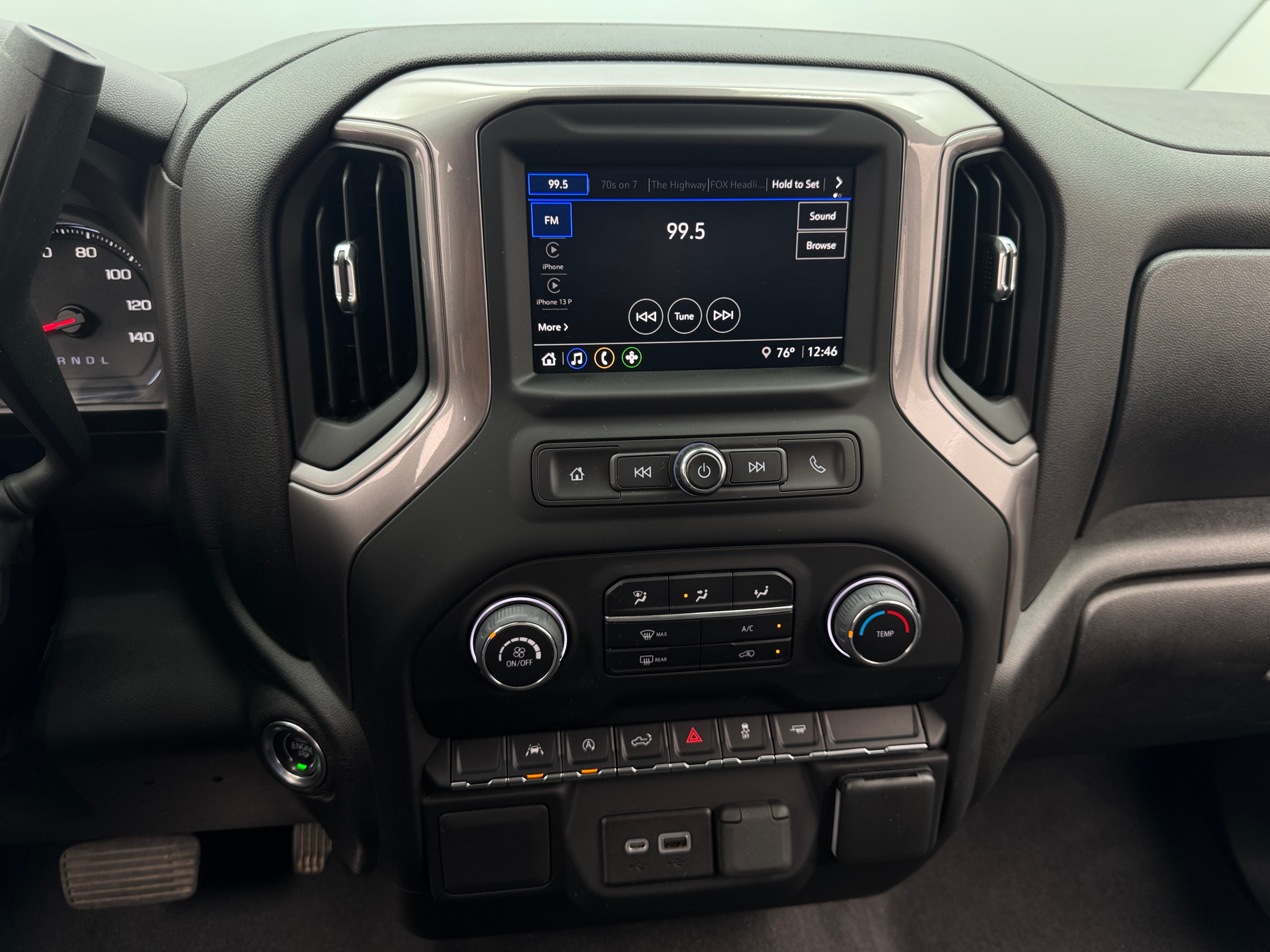 2022 Chevrolet Silverado 1500 Custom 4
