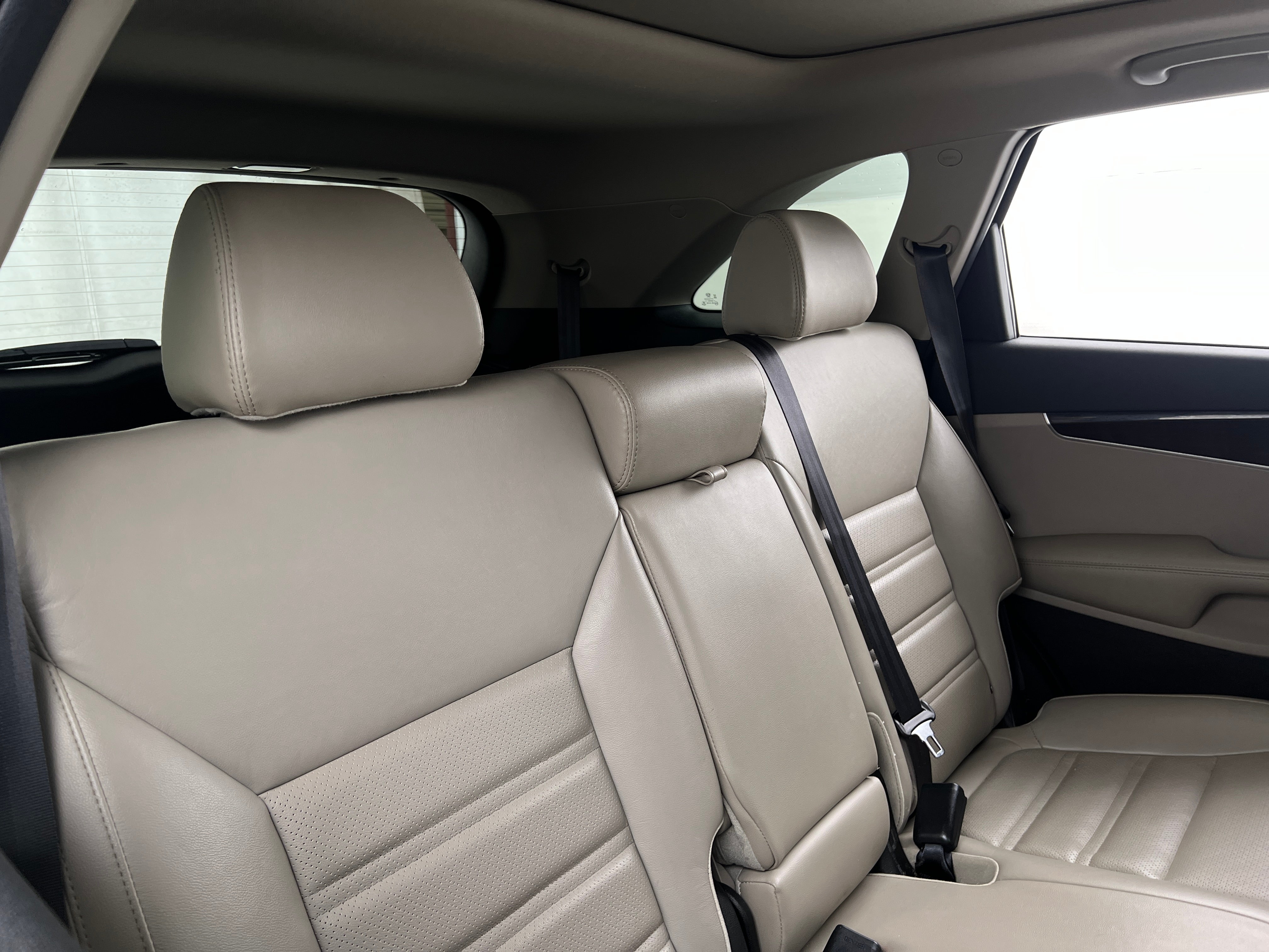 2020 Kia Sorento EX 5